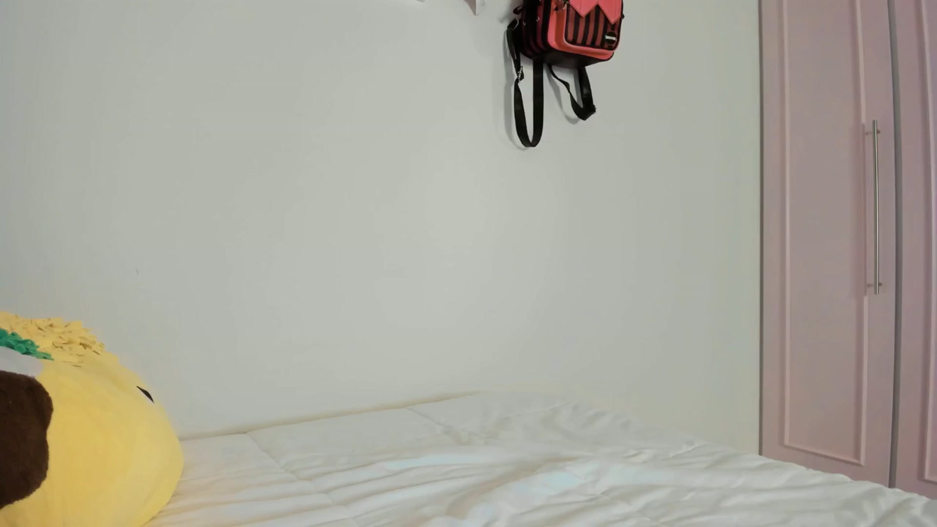 Gallery image thumbnail from Cherrycute666's myfreecams stream on, 05/08/2025, 05:08 image 19 of 20