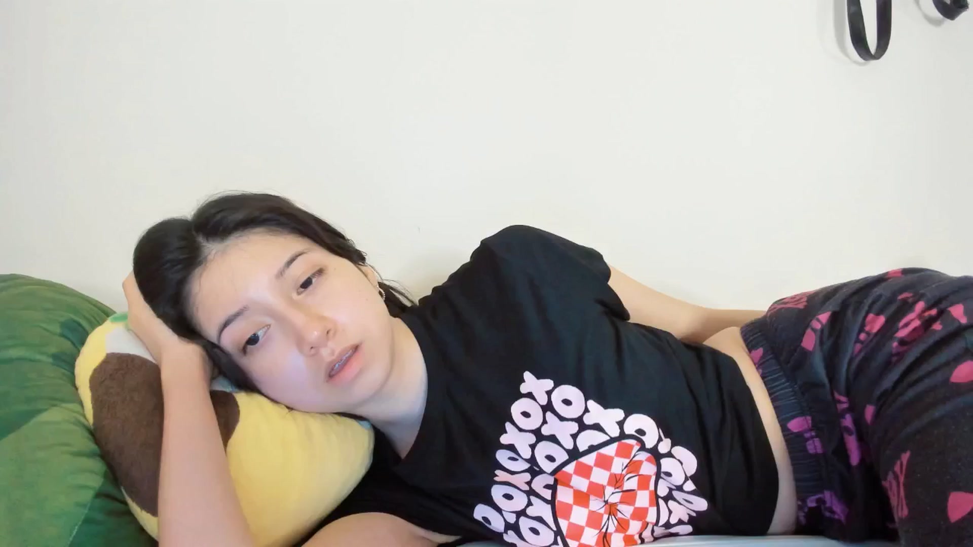 Gallery image thumbnail from Cherrycute666's myfreecams stream on, 05/08/2025, 05:08 image 8 of 20