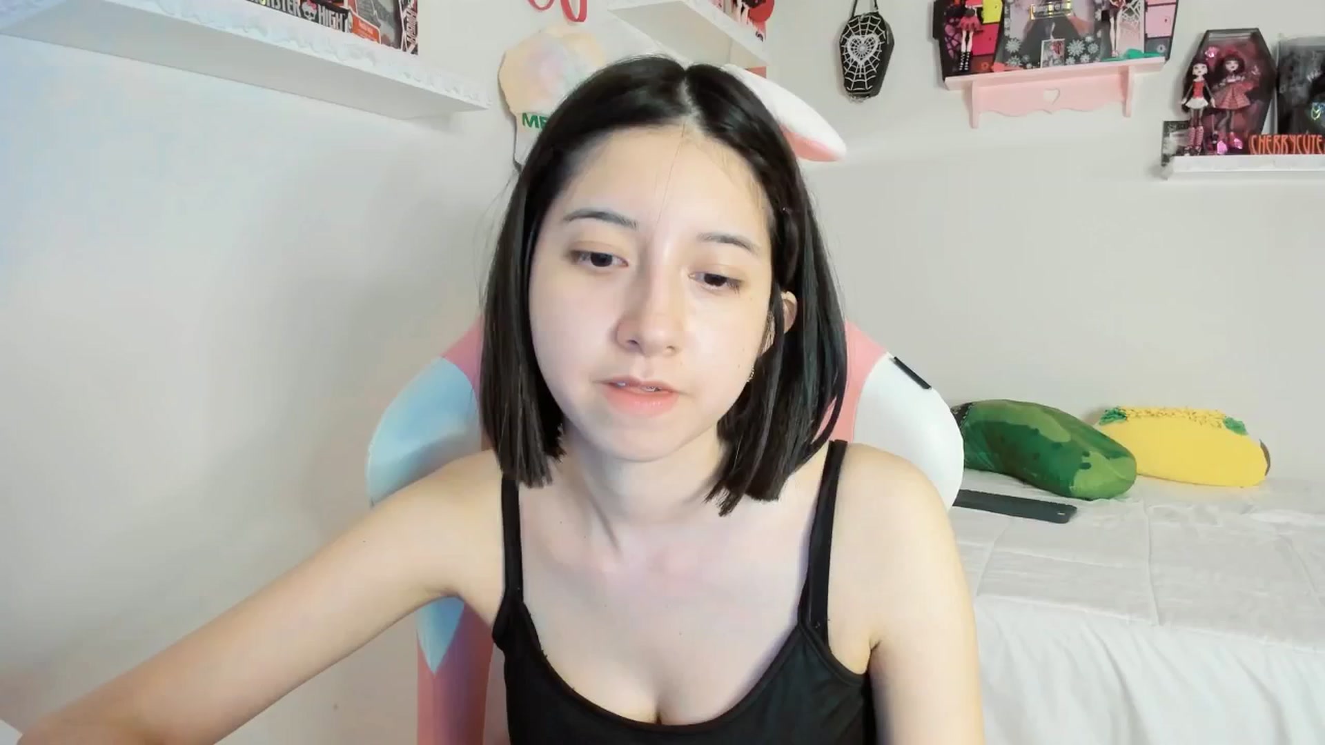 Gallery image thumbnail from Cherrycute666's myfreecams stream on, 05/09/2025, 07:48 image 2 of 20