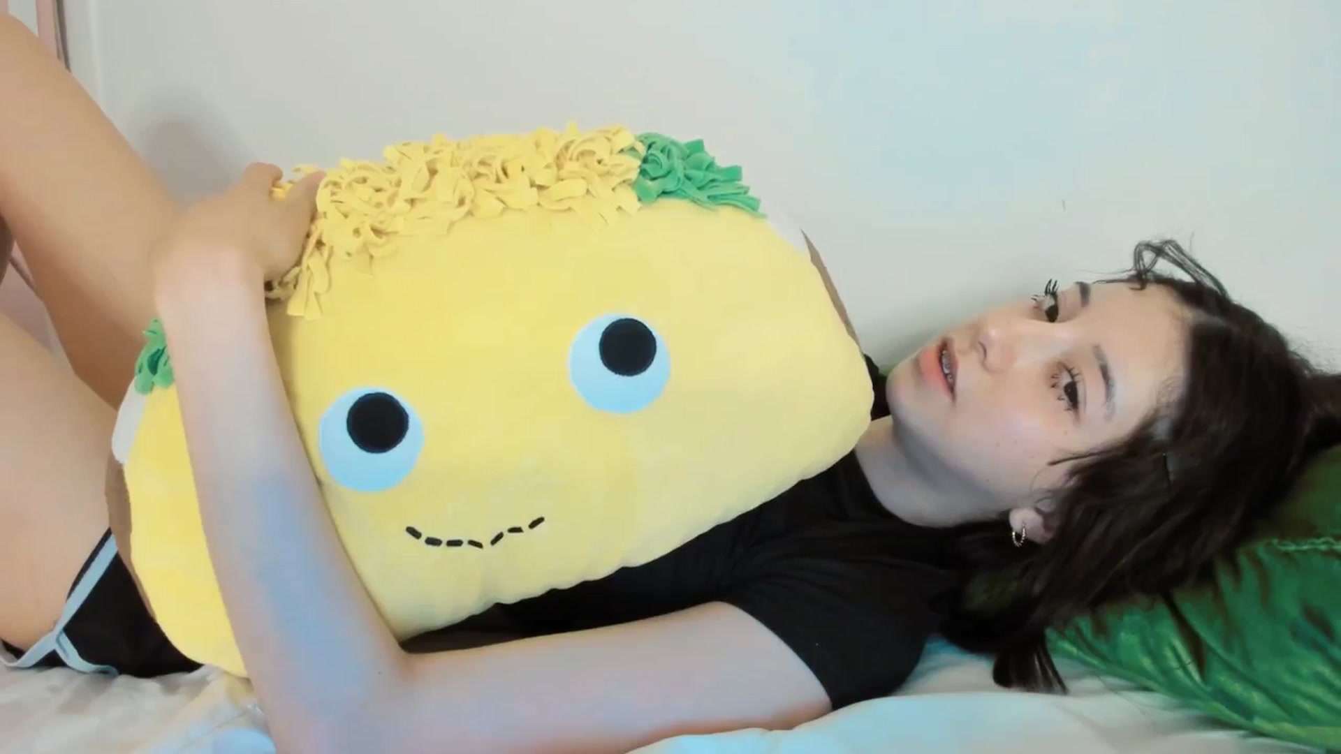 Gallery image thumbnail from Cherrycute666's myfreecams stream on, 05/10/2025, 05:34 image 3 of 20