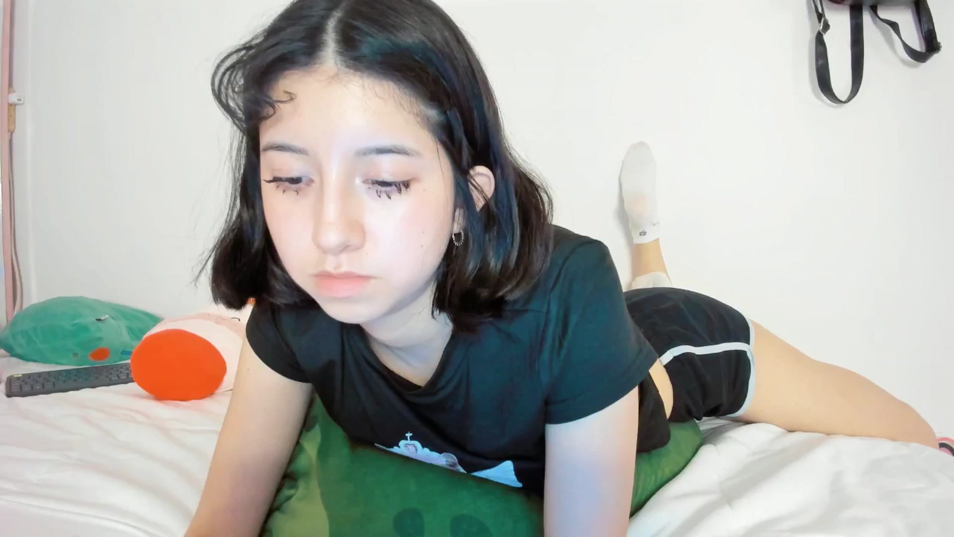 Gallery image thumbnail from Cherrycute666's myfreecams stream on, 05/10/2025, 08:11 image 9 of 20