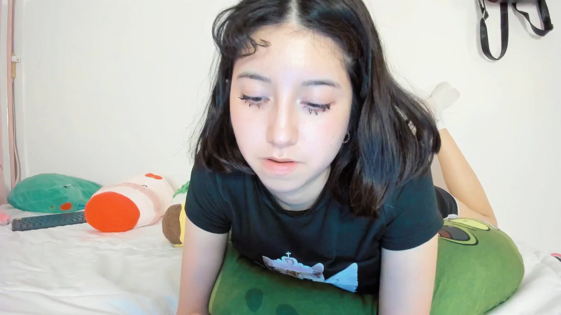 Gallery image thumbnail from Cherrycute666's myfreecams stream on, 05/10/2025, 08:11 image 4 of 20
