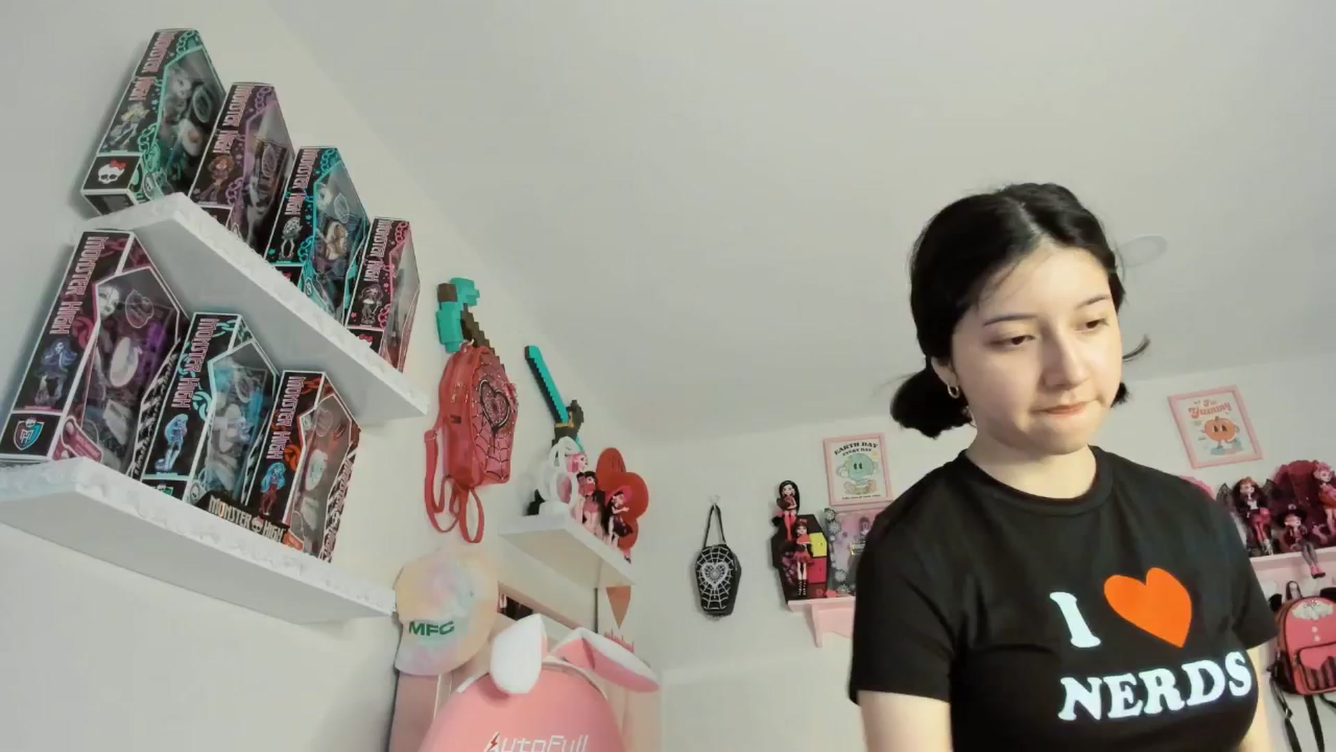 Gallery image thumbnail from Cherrycute666's myfreecams stream on, 05/11/2025, 01:58 image 8 of 20