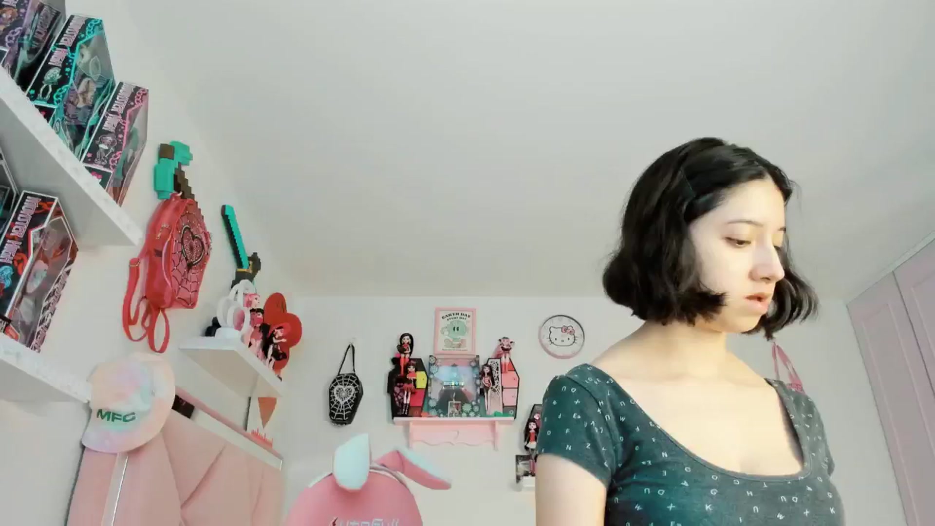 Gallery image thumbnail from Cherrycute666's myfreecams stream on, 05/12/2025, 24:06 image 15 of 20