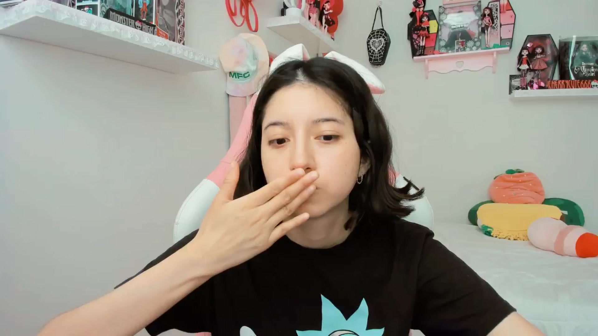 Gallery image thumbnail from Cherrycute666's myfreecams stream on, 05/12/2025, 20:56 image 9 of 20