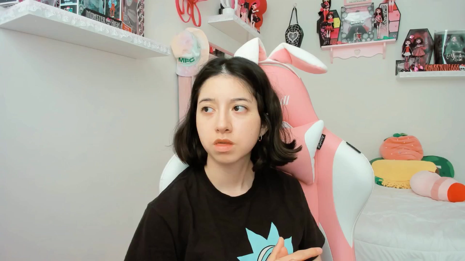 Gallery image thumbnail from Cherrycute666's myfreecams stream on, 05/12/2025, 20:56 image 5 of 20