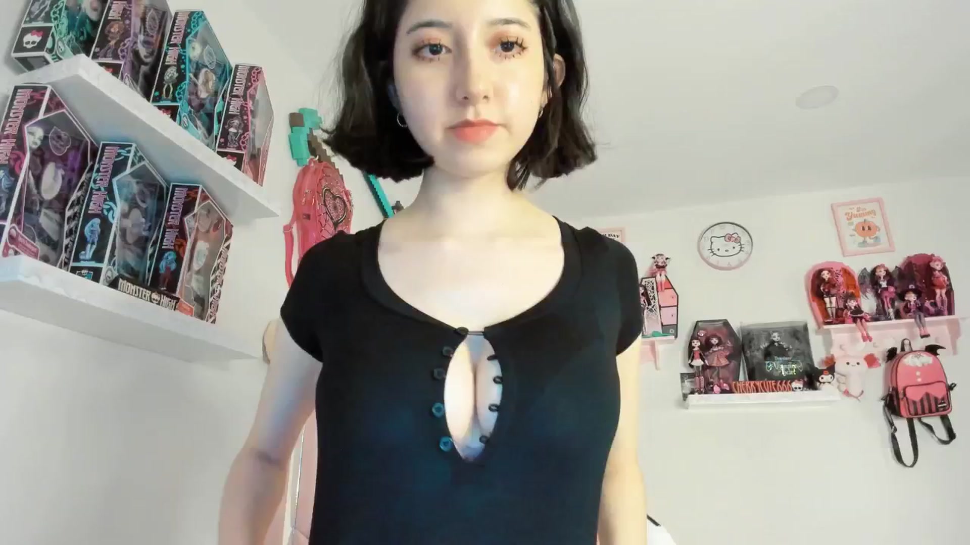 Gallery image thumbnail from Cherrycute666's myfreecams stream on, 05/17/2025, 03:24 image 10 of 20