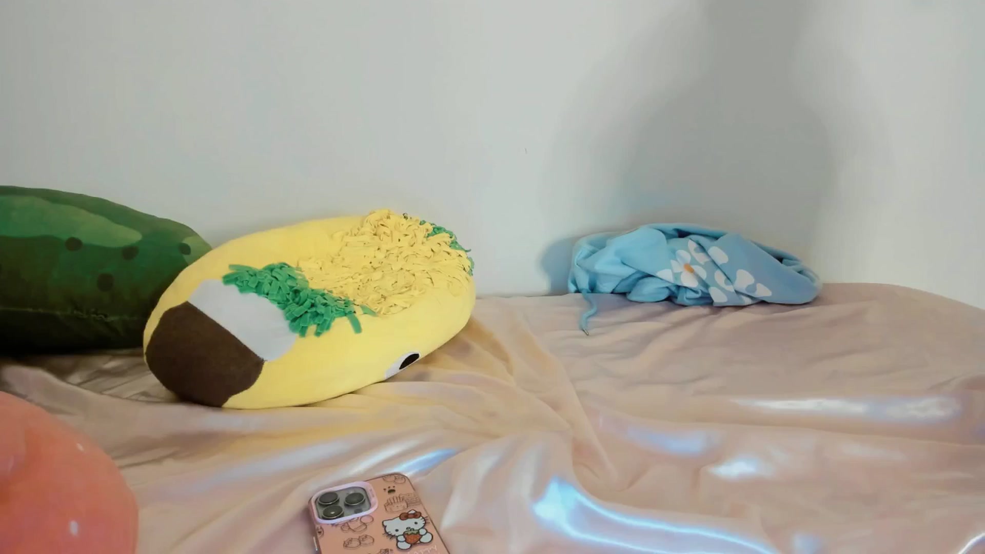 Gallery image thumbnail from Cherrycute666's myfreecams stream on, 05/30/2025, 05:31 image 15 of 20