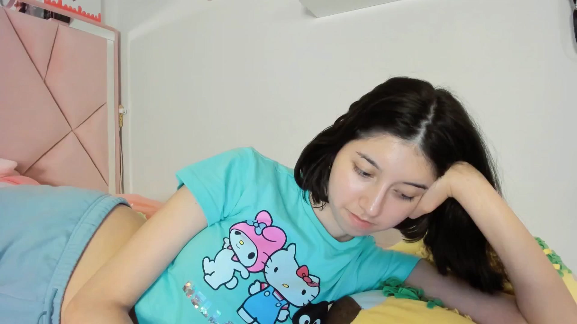 Gallery image thumbnail from Cherrycute666's myfreecams stream on, 05/31/2025, 05:49 image 20 of 20