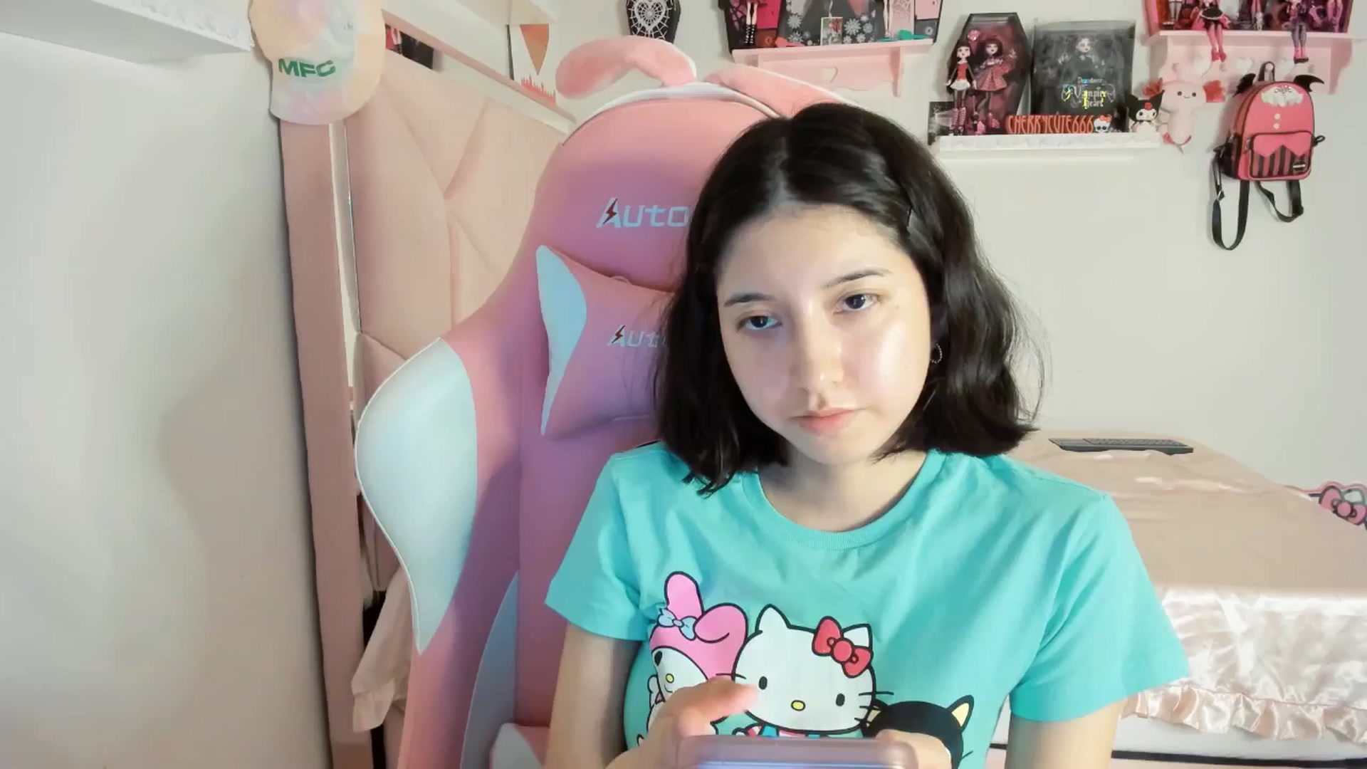 Gallery image thumbnail from Cherrycute666's myfreecams stream on, 05/31/2025, 05:49 image 10 of 20