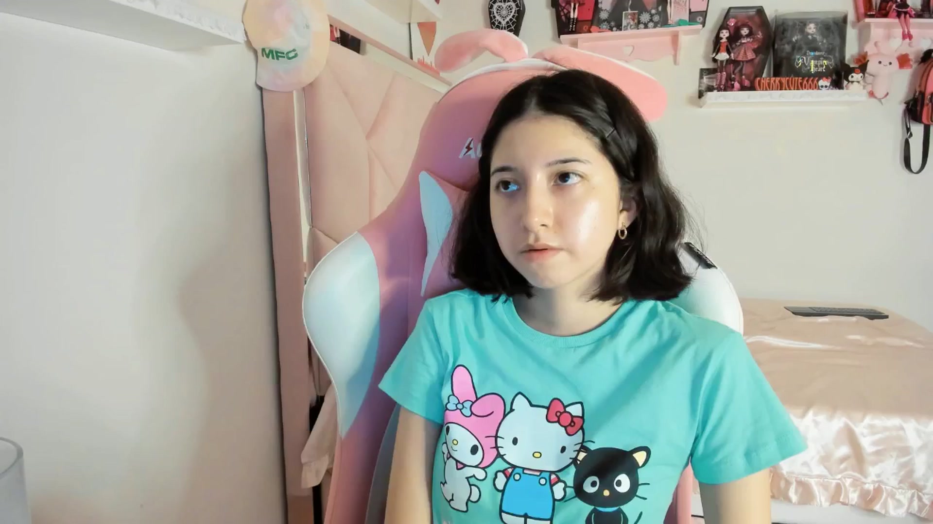 Gallery image thumbnail from Cherrycute666's myfreecams stream on, 05/31/2025, 05:49 image 8 of 20