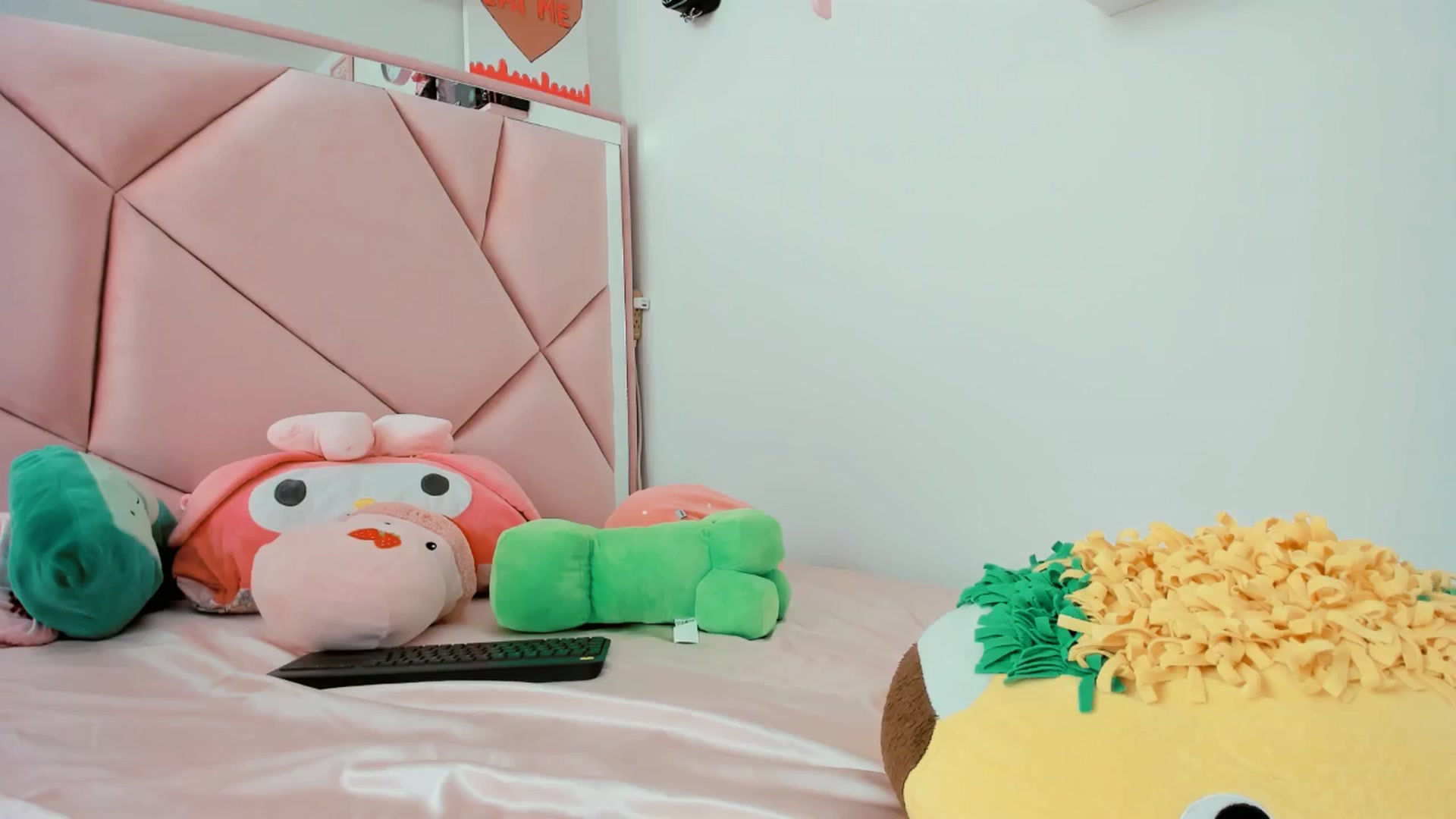 Gallery image thumbnail from Cherrycute666's myfreecams stream on, 05/31/2025, 20:27 image 5 of 20