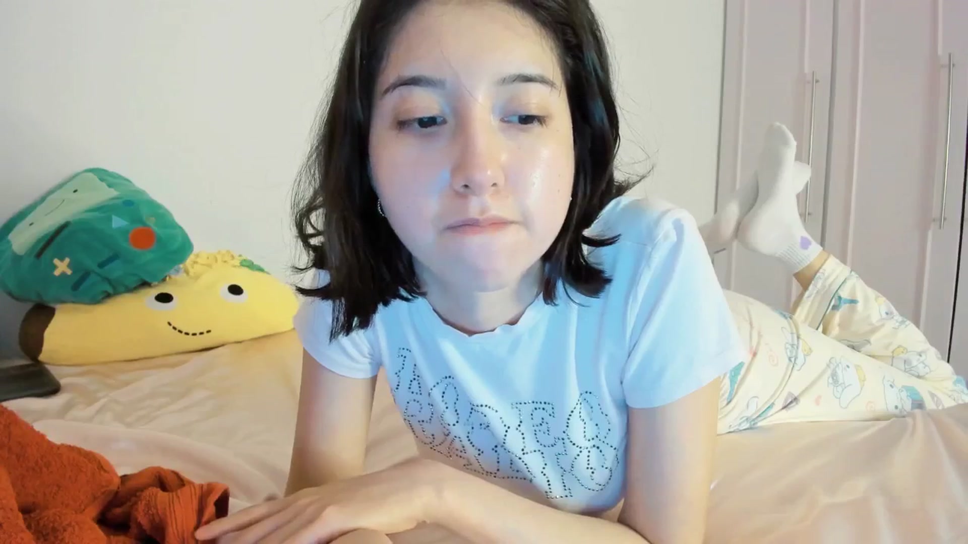 Gallery image thumbnail from Cherrycute666's myfreecams stream on, 06/04/2025, 05:53 image 15 of 20
