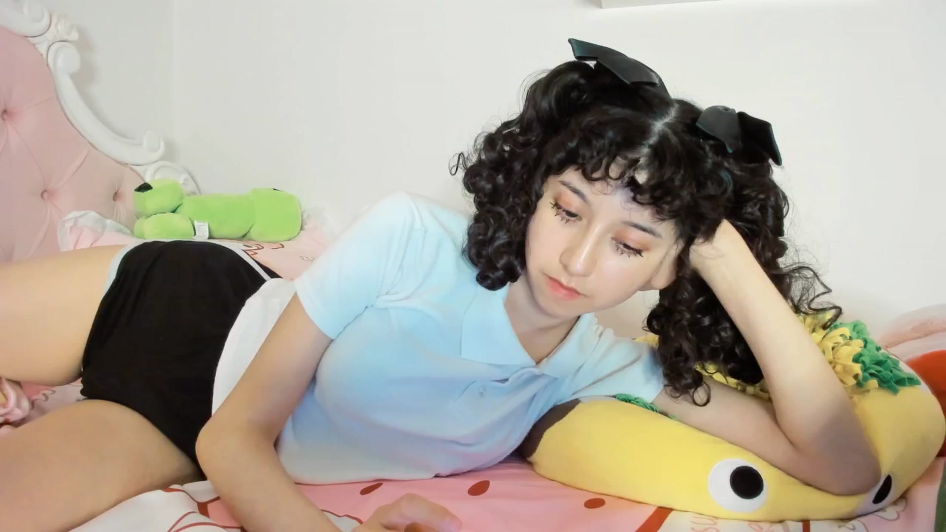 Gallery image thumbnail from Cherrycute666's myfreecams stream on, 06/07/2025, 01:44 image 10 of 20