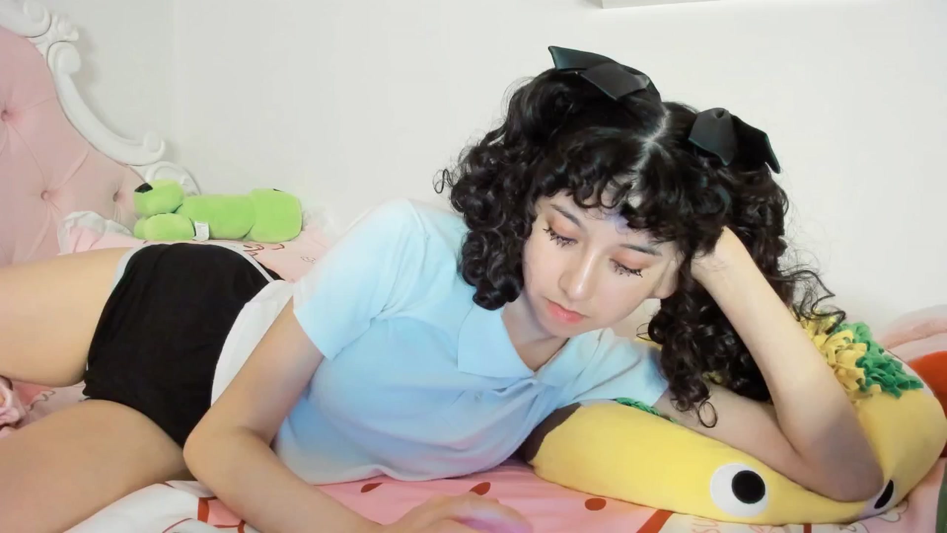Gallery image thumbnail from Cherrycute666's myfreecams stream on, 06/07/2025, 01:44 image 12 of 20