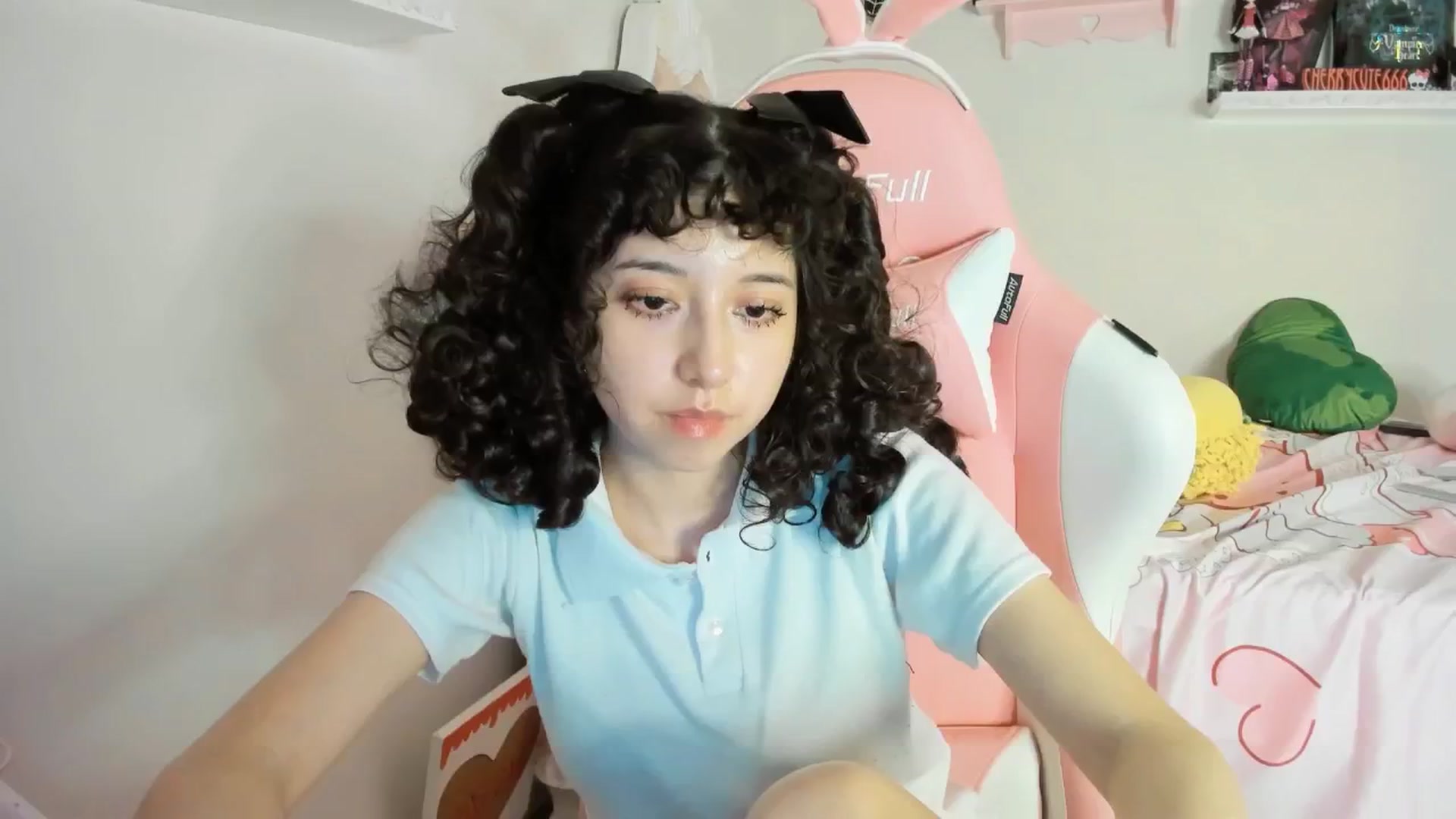 Gallery image thumbnail from Cherrycute666's myfreecams stream on, 06/07/2025, 03:02 image 20 of 20