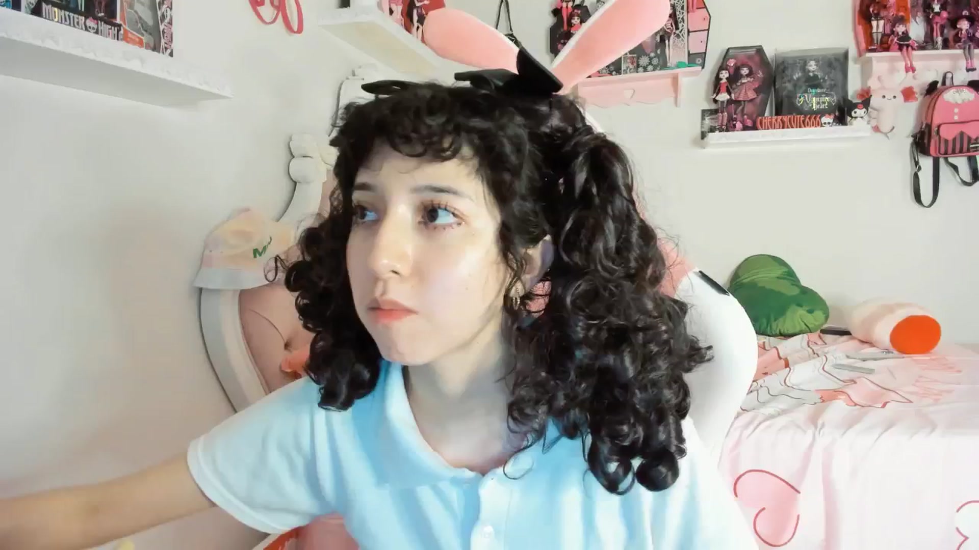 Gallery image thumbnail from Cherrycute666's myfreecams stream on, 06/07/2025, 03:02 image 18 of 20