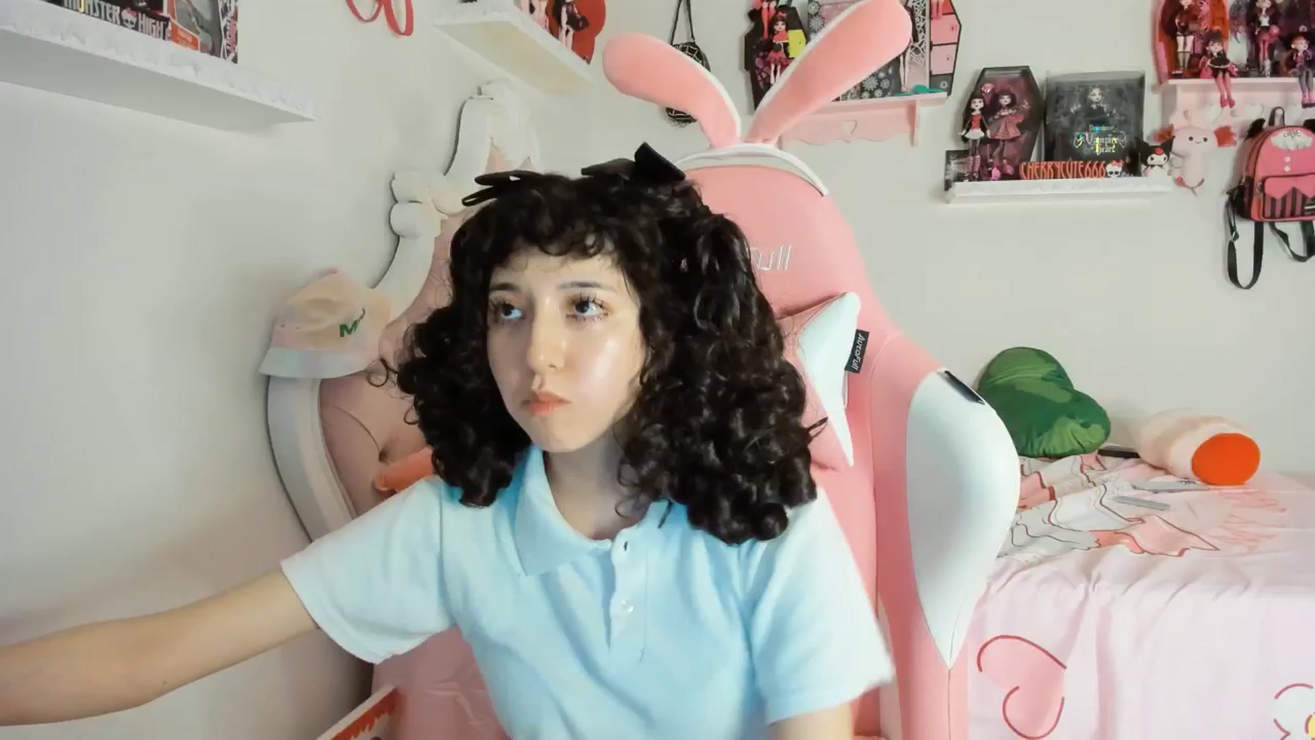 Gallery image thumbnail from Cherrycute666's myfreecams stream on, 06/07/2025, 03:02 image 19 of 20