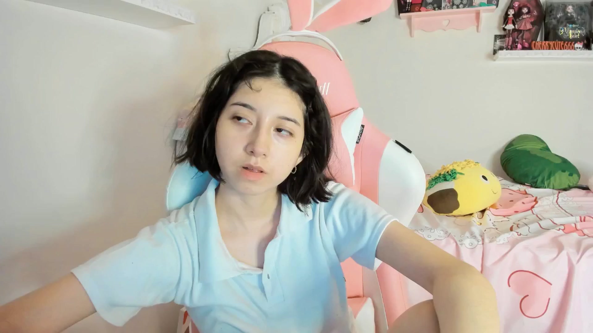 Gallery image thumbnail from Cherrycute666's myfreecams stream on, 06/07/2025, 06:42 image 14 of 20