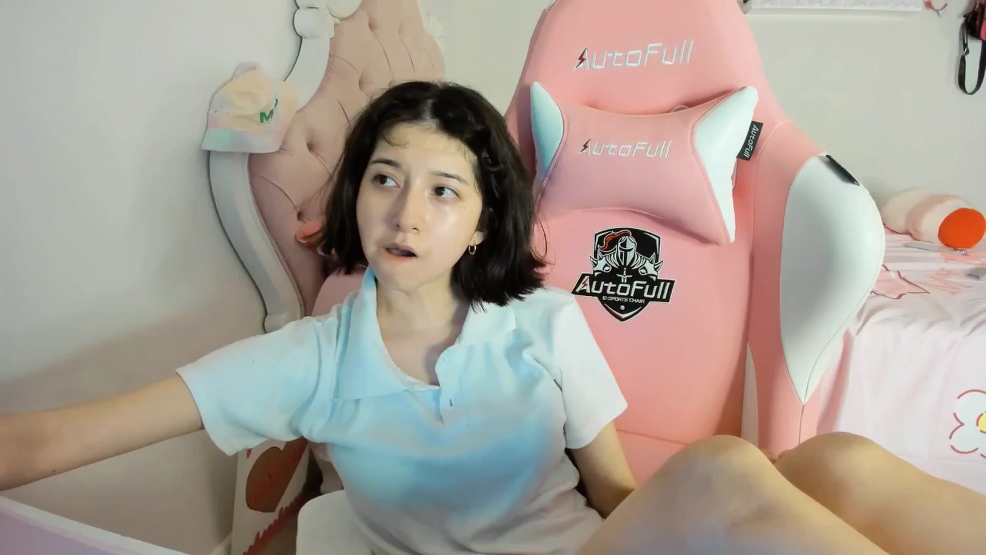 Gallery image thumbnail from Cherrycute666's myfreecams stream on, 06/07/2025, 07:50 image 4 of 20