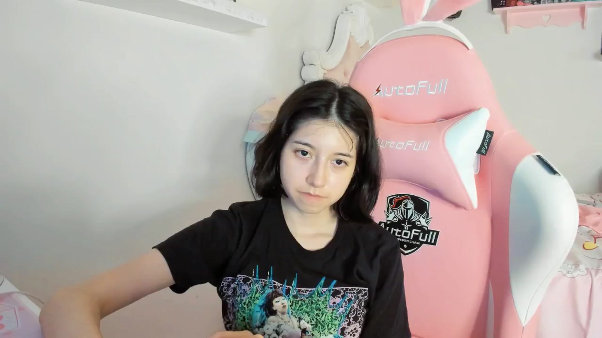 Gallery image thumbnail from Cherrycute666's myfreecams stream on, 06/08/2025, 07:08 image 11 of 20