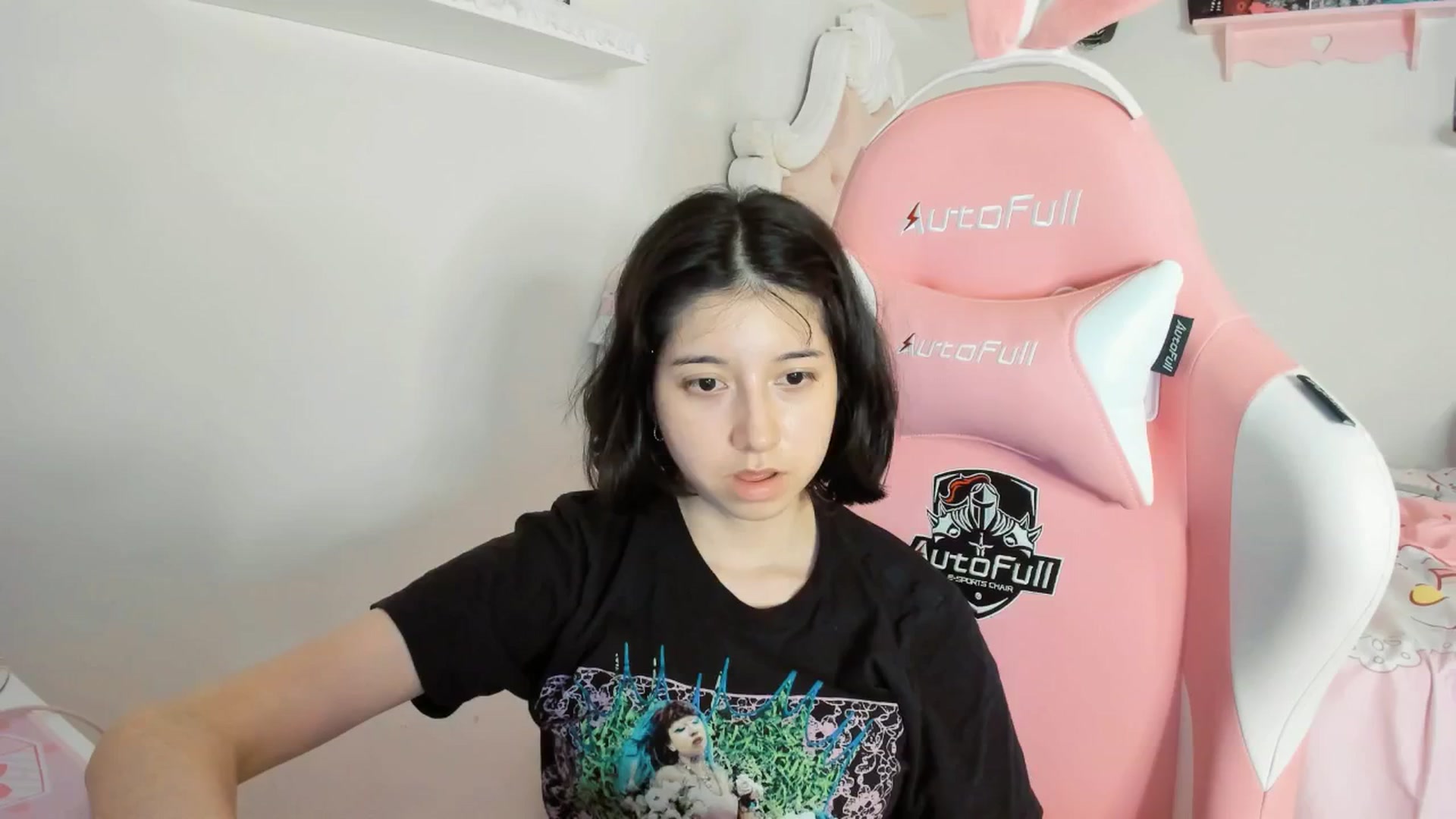 Gallery image thumbnail from Cherrycute666's myfreecams stream on, 06/08/2025, 07:08 image 9 of 20