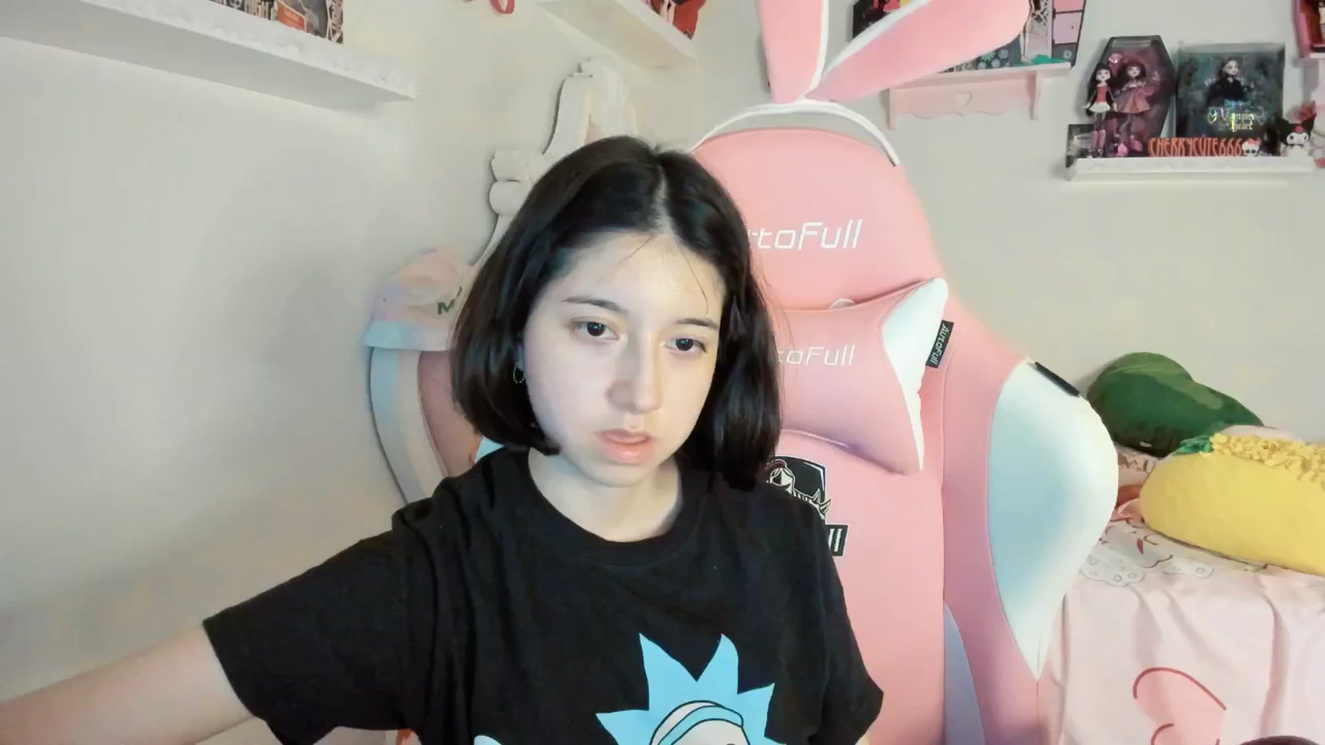 Gallery image thumbnail from Cherrycute666's myfreecams stream on, 06/09/2025, 02:34 image 9 of 20