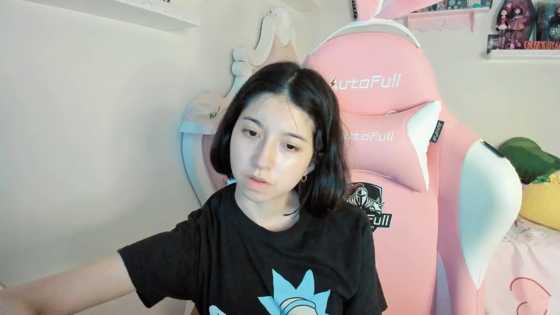 Gallery image thumbnail from Cherrycute666's myfreecams stream on, 06/09/2025, 02:34 image 8 of 20
