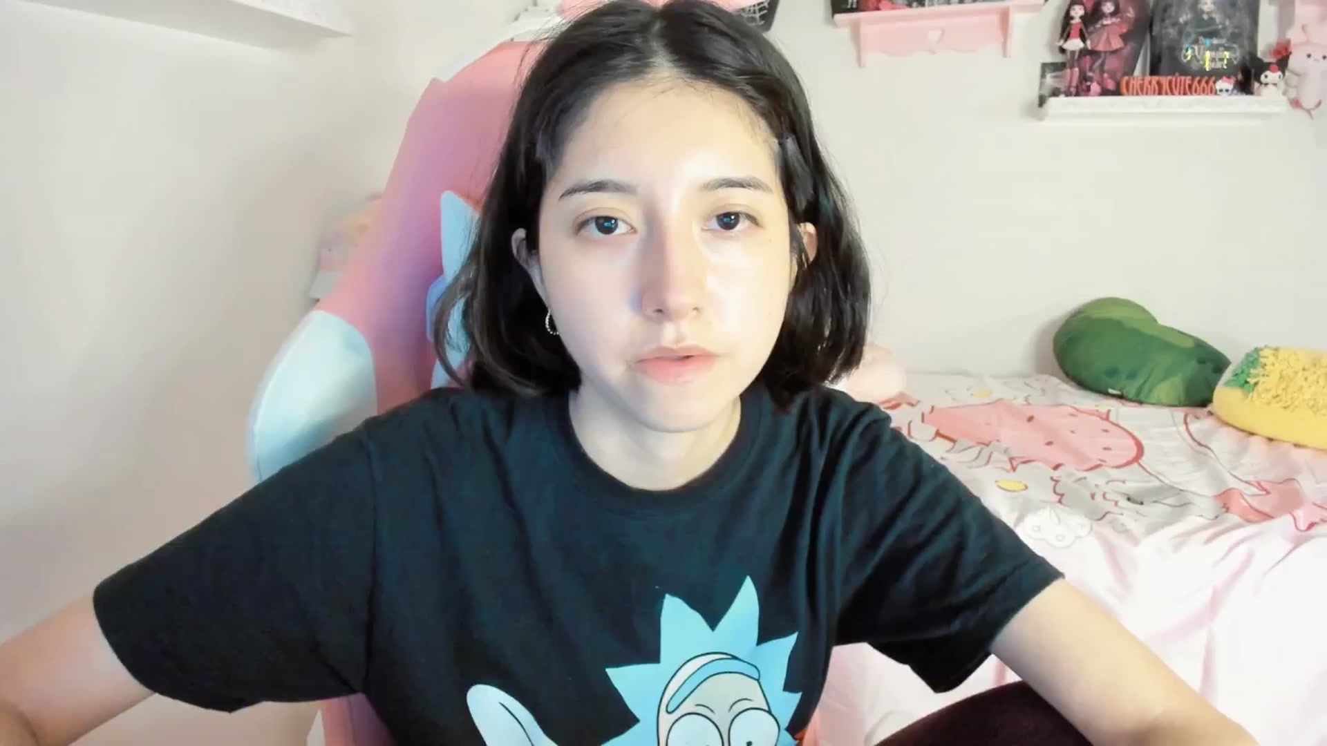 Gallery image thumbnail from Cherrycute666's myfreecams stream on, 06/09/2025, 06:22 image 3 of 20