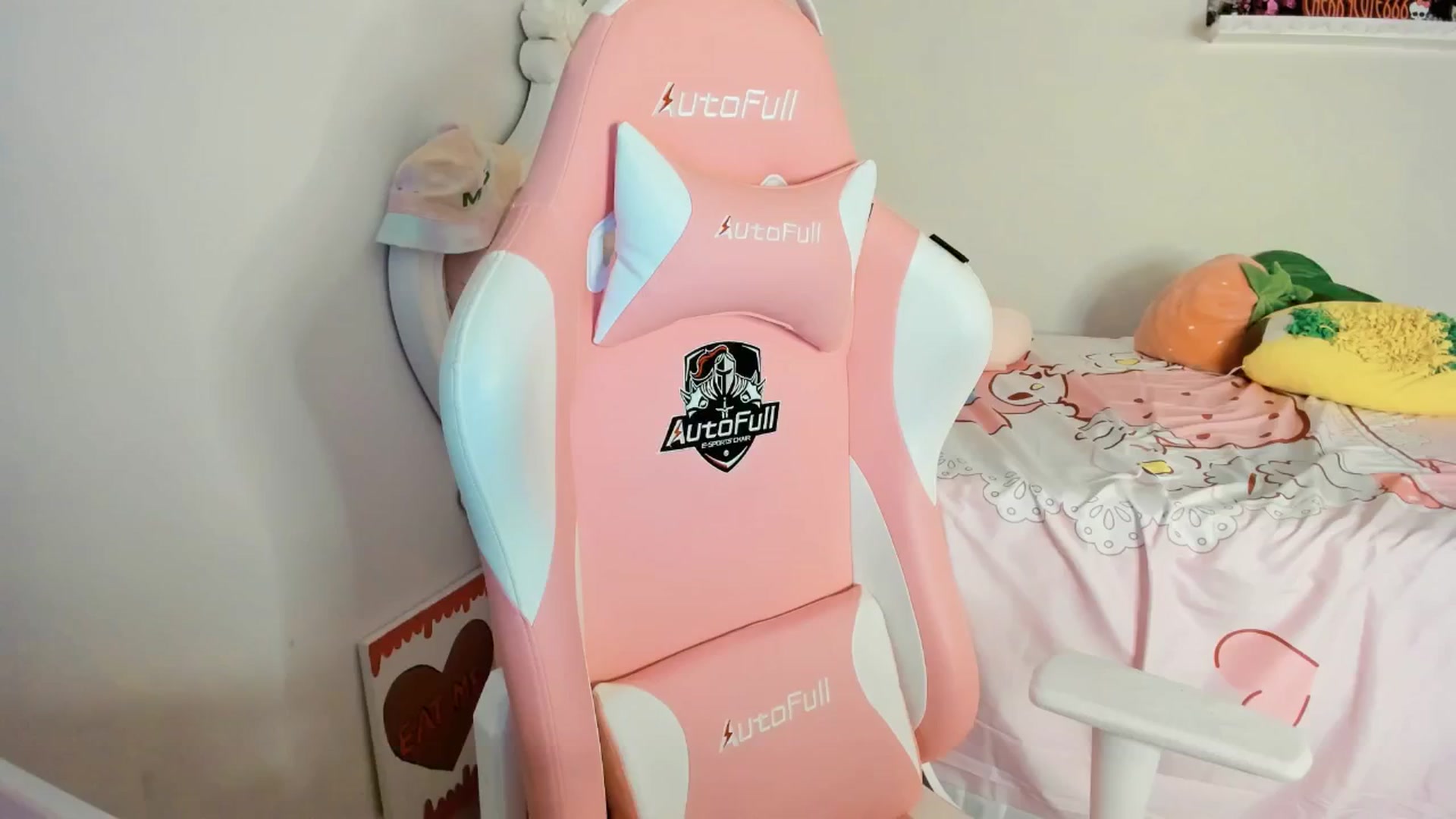 Gallery image thumbnail from Cherrycute666's myfreecams stream on, 06/09/2025, 06:22 image 19 of 20