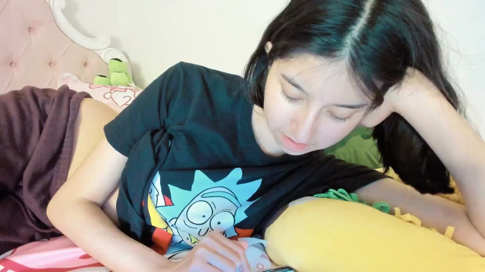 Gallery image thumbnail from Cherrycute666's myfreecams stream on, 06/09/2025, 06:22 image 13 of 20