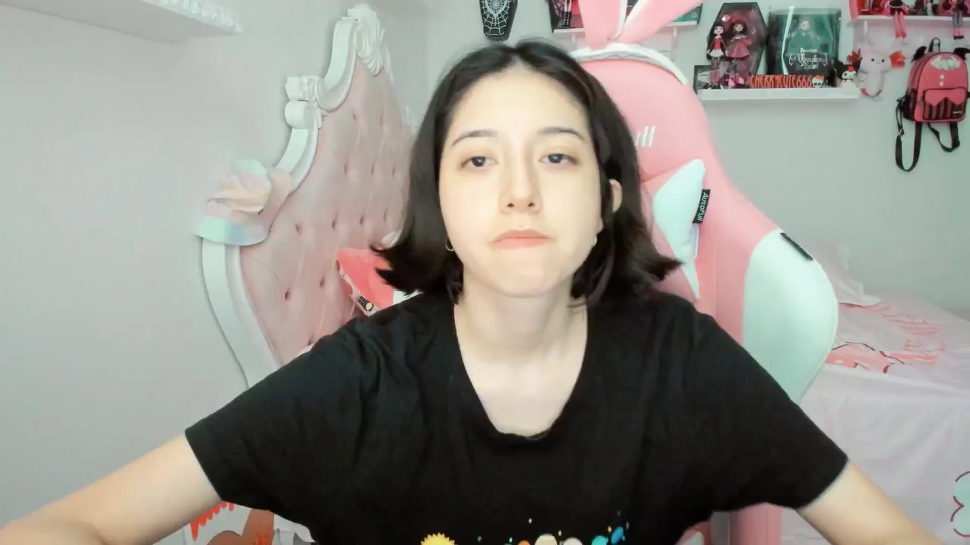Gallery image thumbnail from Cherrycute666's myfreecams stream on, 06/16/2025, 04:21 image 2 of 20