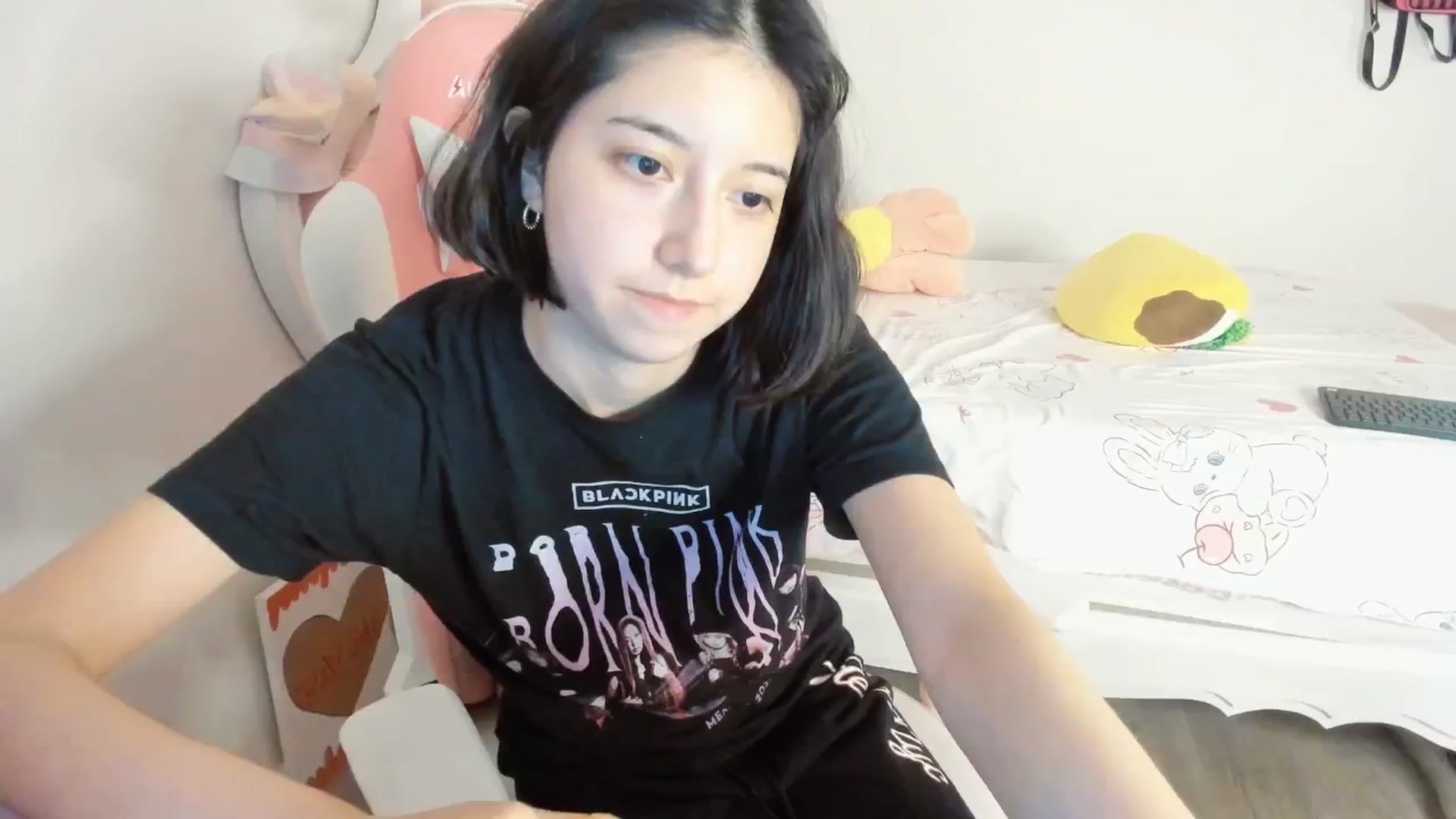 Gallery image thumbnail from Cherrycute666's myfreecams stream on, 06/18/2025, 05:44 image 20 of 20