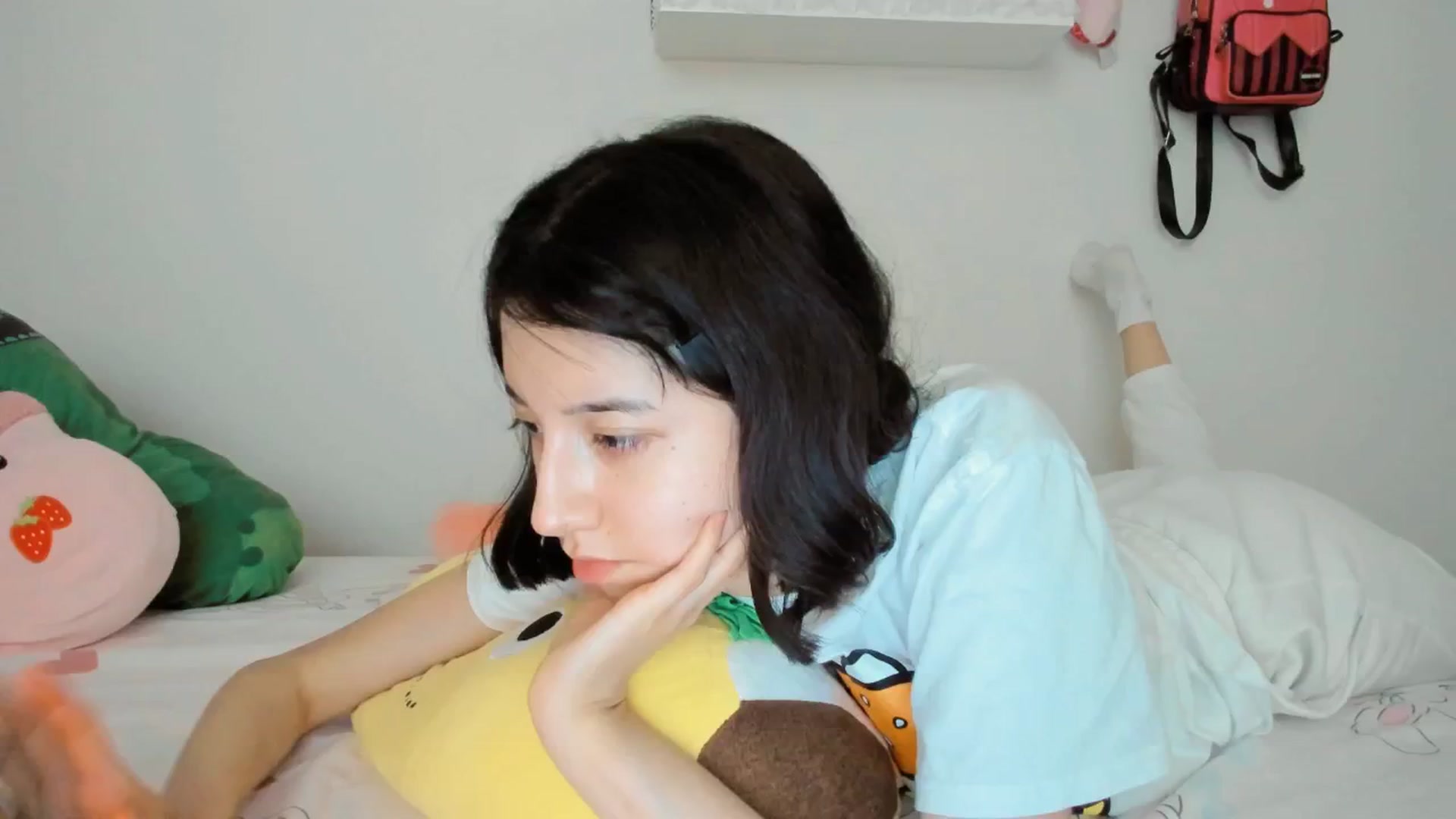Gallery image thumbnail from Cherrycute666's myfreecams stream on, 06/18/2025, 23:27 image 18 of 20