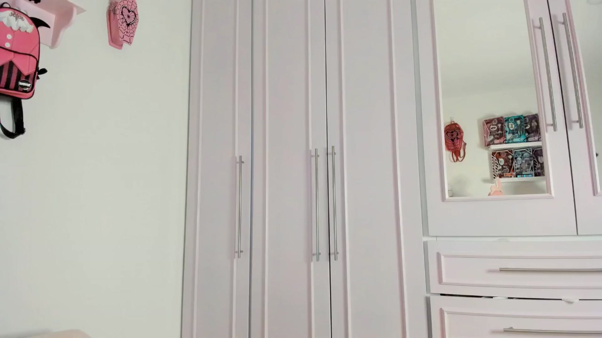 Gallery image thumbnail from Cherrycute666's myfreecams stream on, 06/20/2025, 03:59 image 14 of 20
