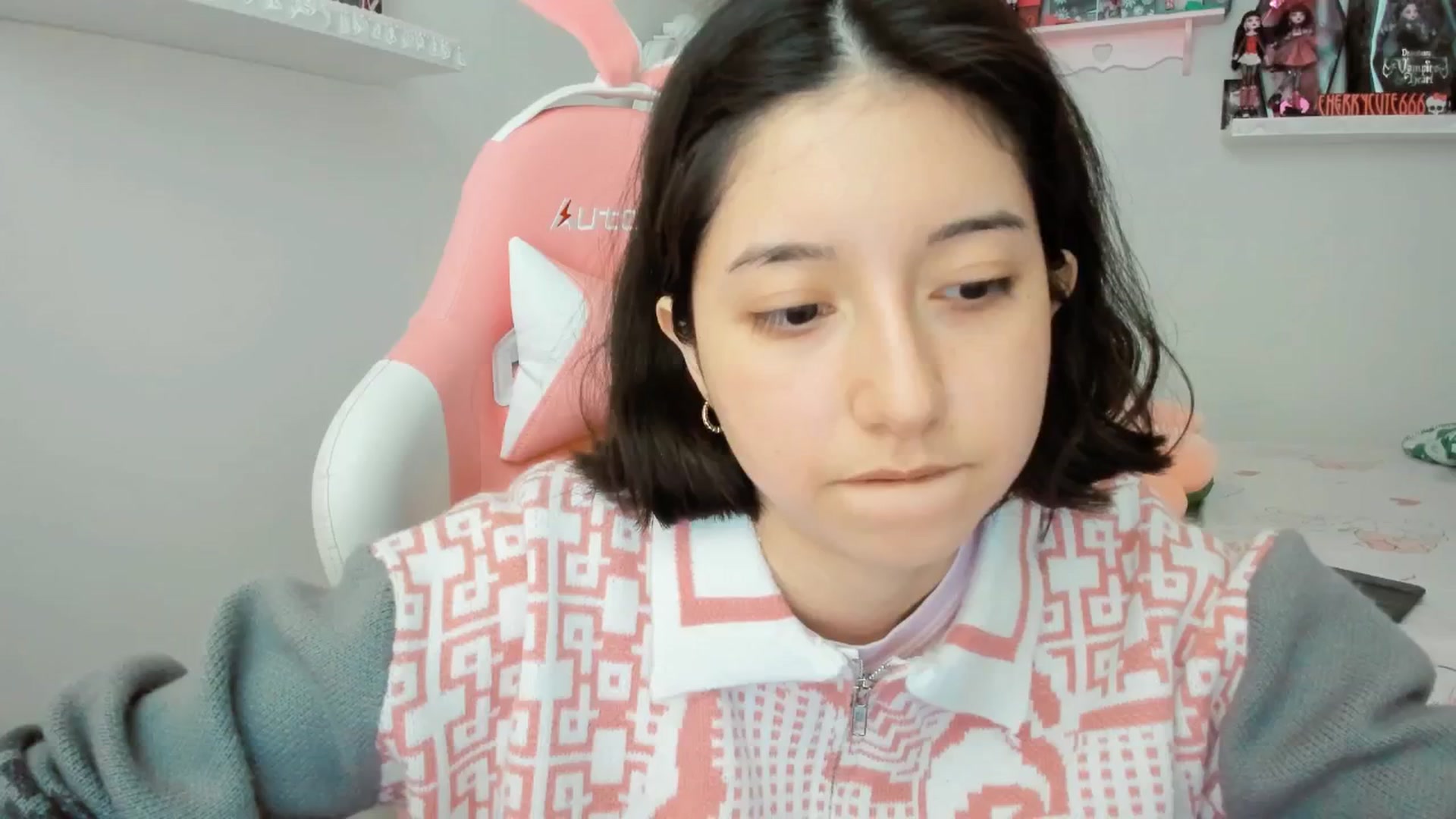 Gallery image thumbnail from Cherrycute666's myfreecams stream on, 06/21/2025, 20:57 image 9 of 20