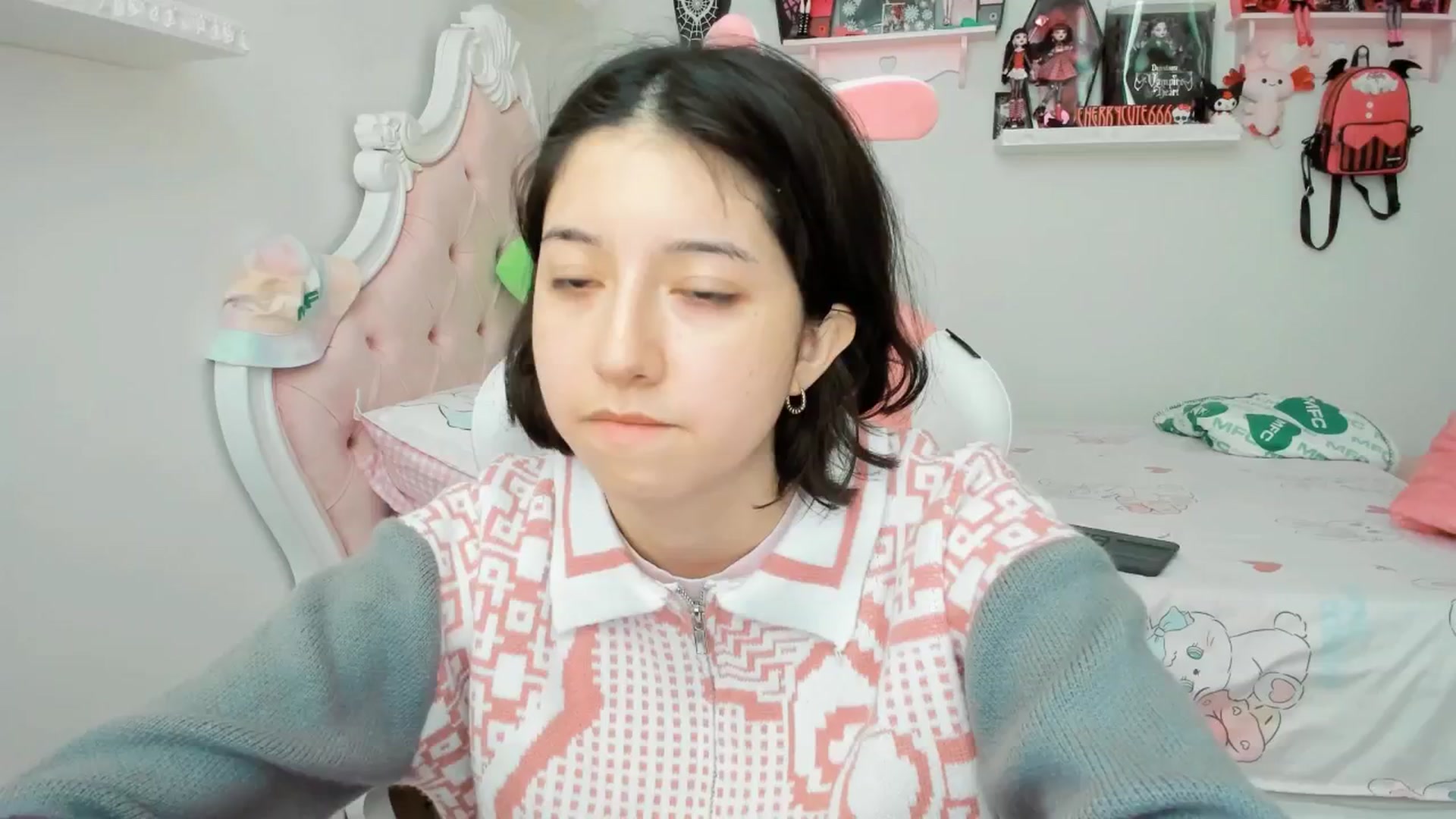 Gallery image thumbnail from Cherrycute666's myfreecams stream on, 06/21/2025, 20:57 image 1 of 20