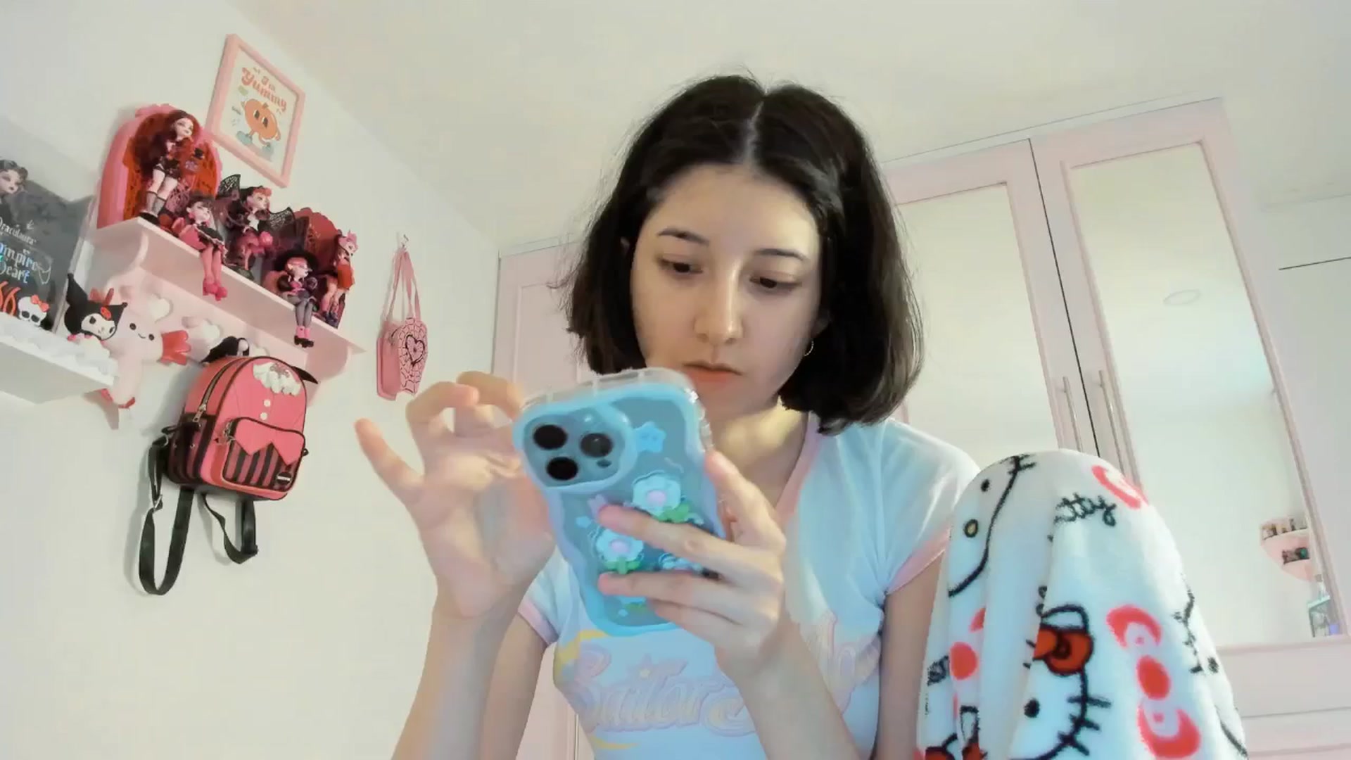 Gallery image thumbnail from Cherrycute666's myfreecams stream on, 06/23/2025, 04:00 image 8 of 20
