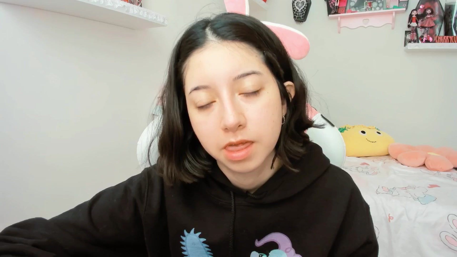 Gallery image thumbnail from Cherrycute666's myfreecams stream on, 06/25/2025, 20:49 image 3 of 20