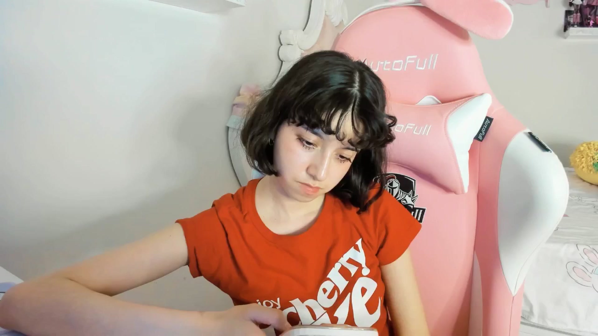 Gallery image thumbnail from Cherrycute666's myfreecams stream on, 06/28/2025, 07:19 image 20 of 20