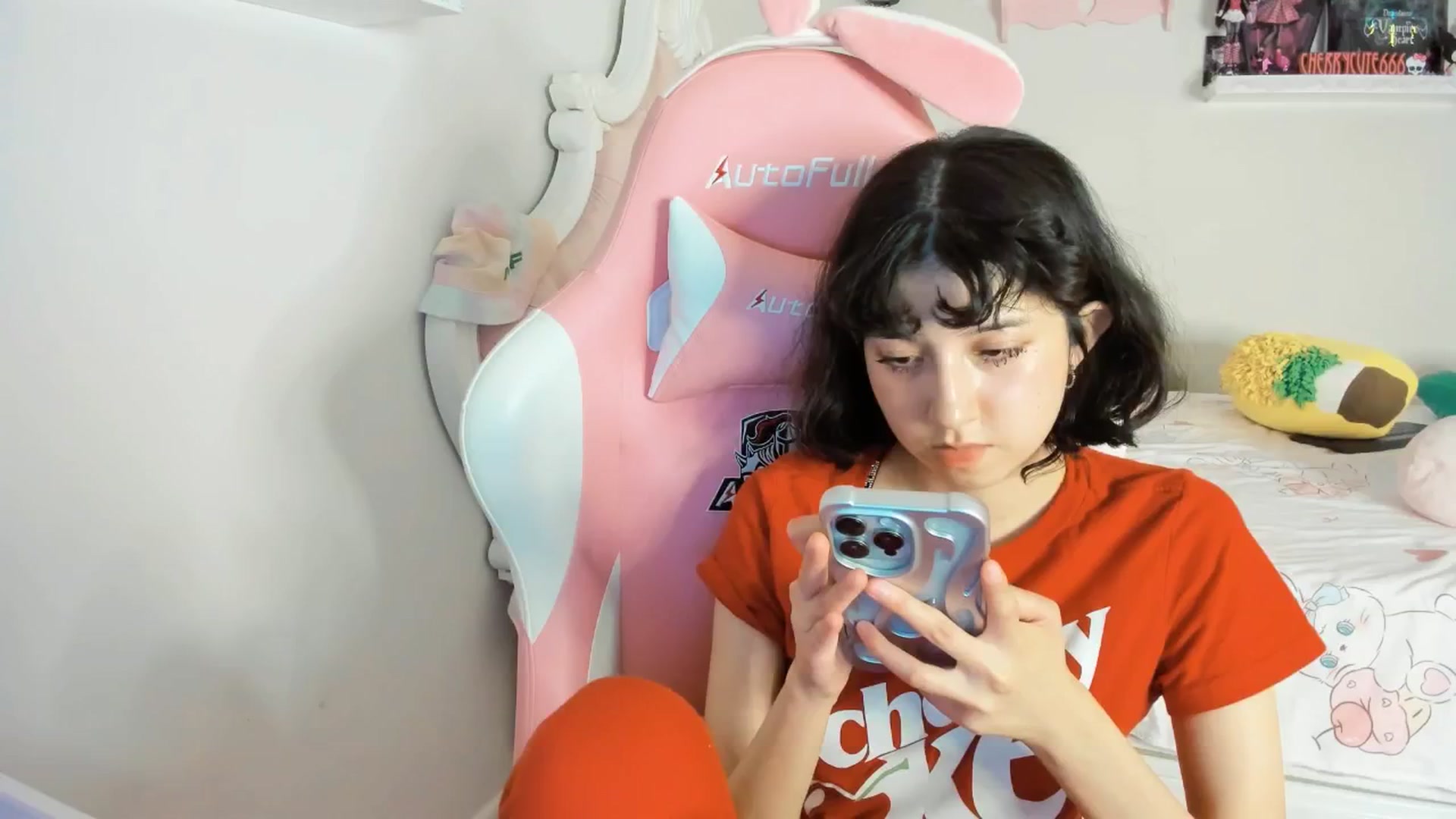Gallery image thumbnail from Cherrycute666's myfreecams stream on, 06/28/2025, 07:19 image 19 of 20