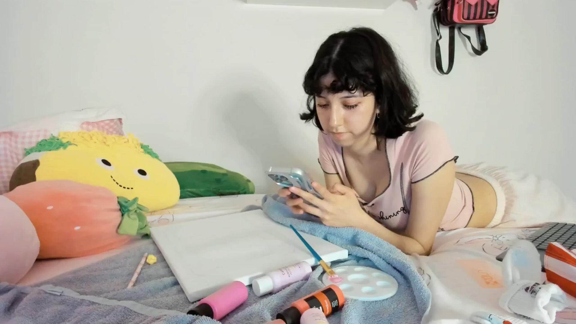 Gallery image thumbnail from Cherrycute666's myfreecams stream on, 06/29/2025, 05:59 image 16 of 20
