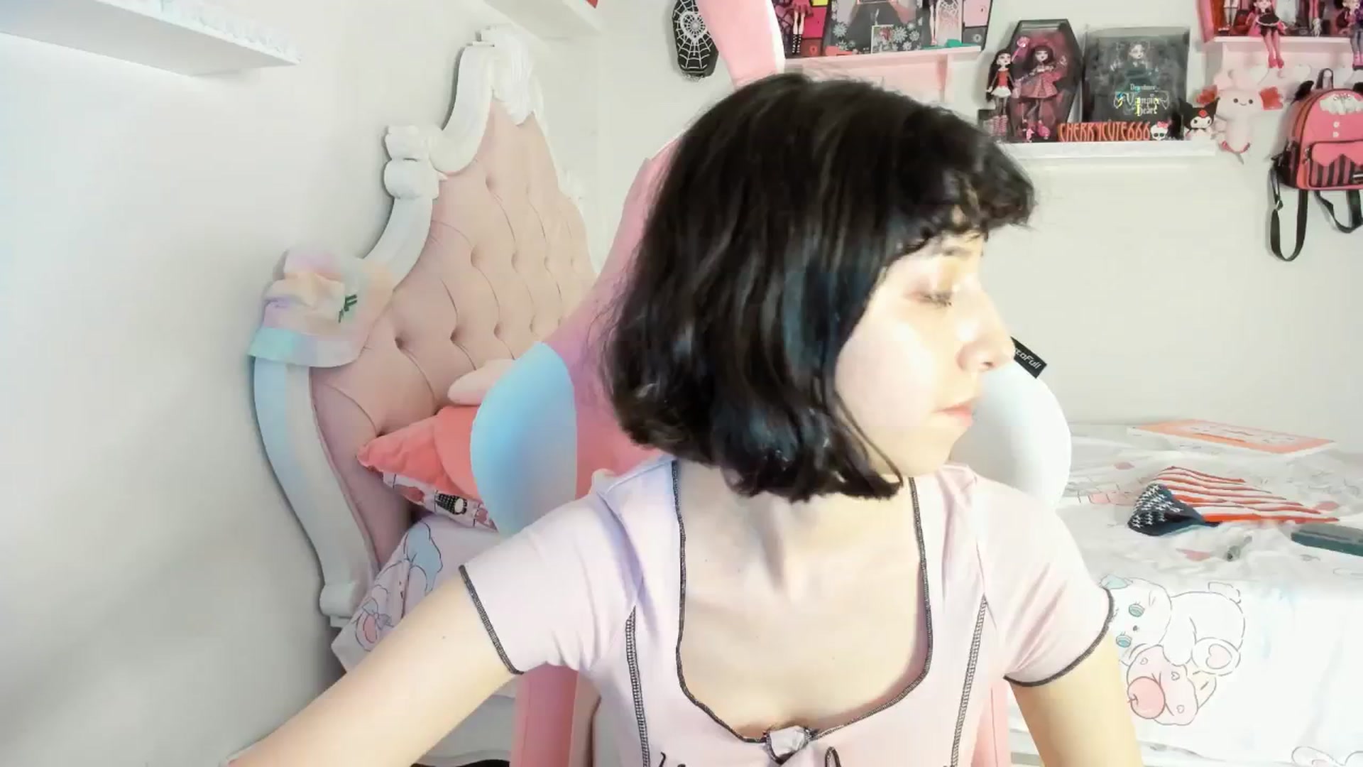Gallery image thumbnail from Cherrycute666's myfreecams stream on, 06/29/2025, 06:18 image 14 of 20