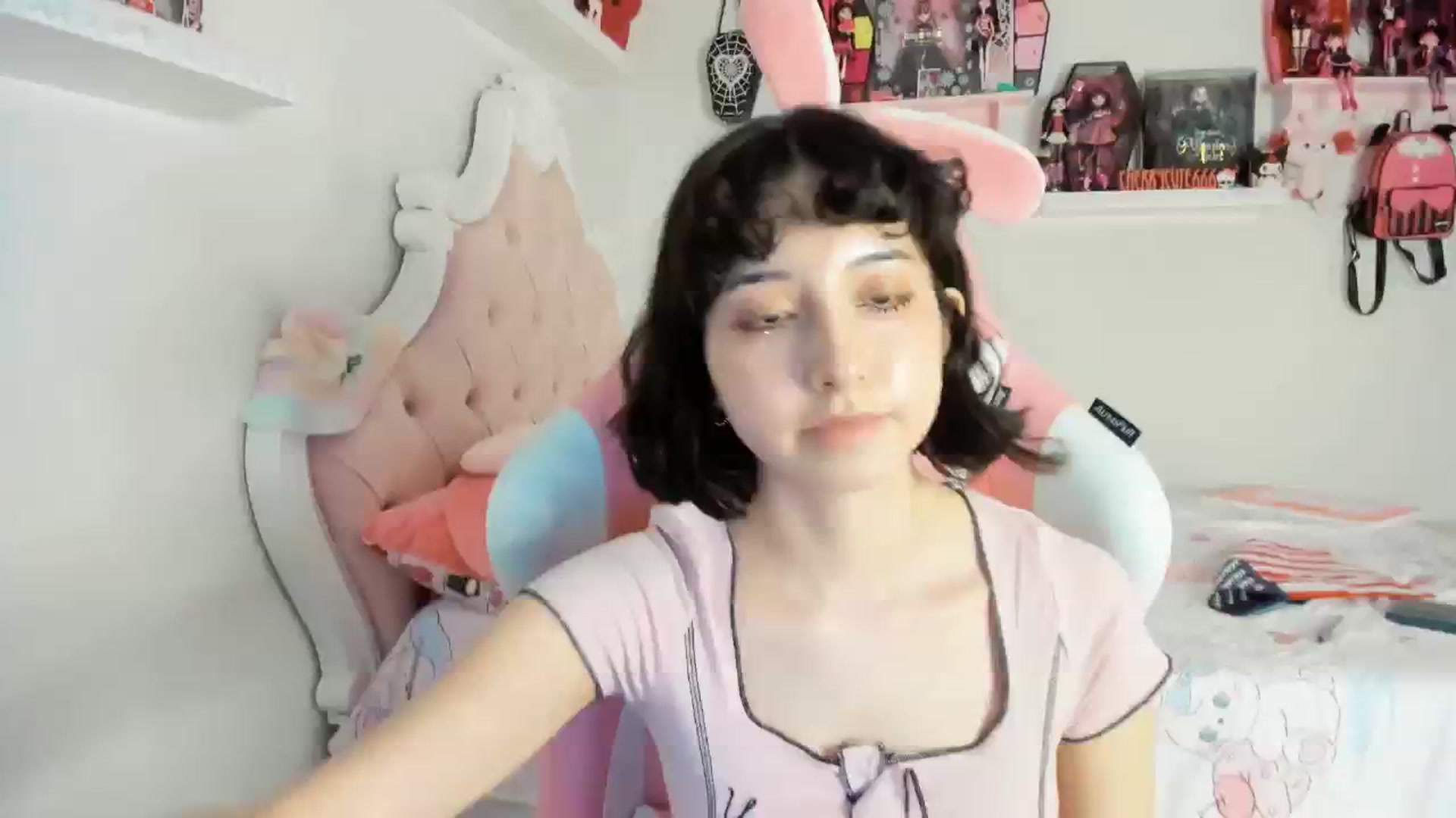Gallery image thumbnail from Cherrycute666's myfreecams stream on, 06/29/2025, 06:18 image 12 of 20