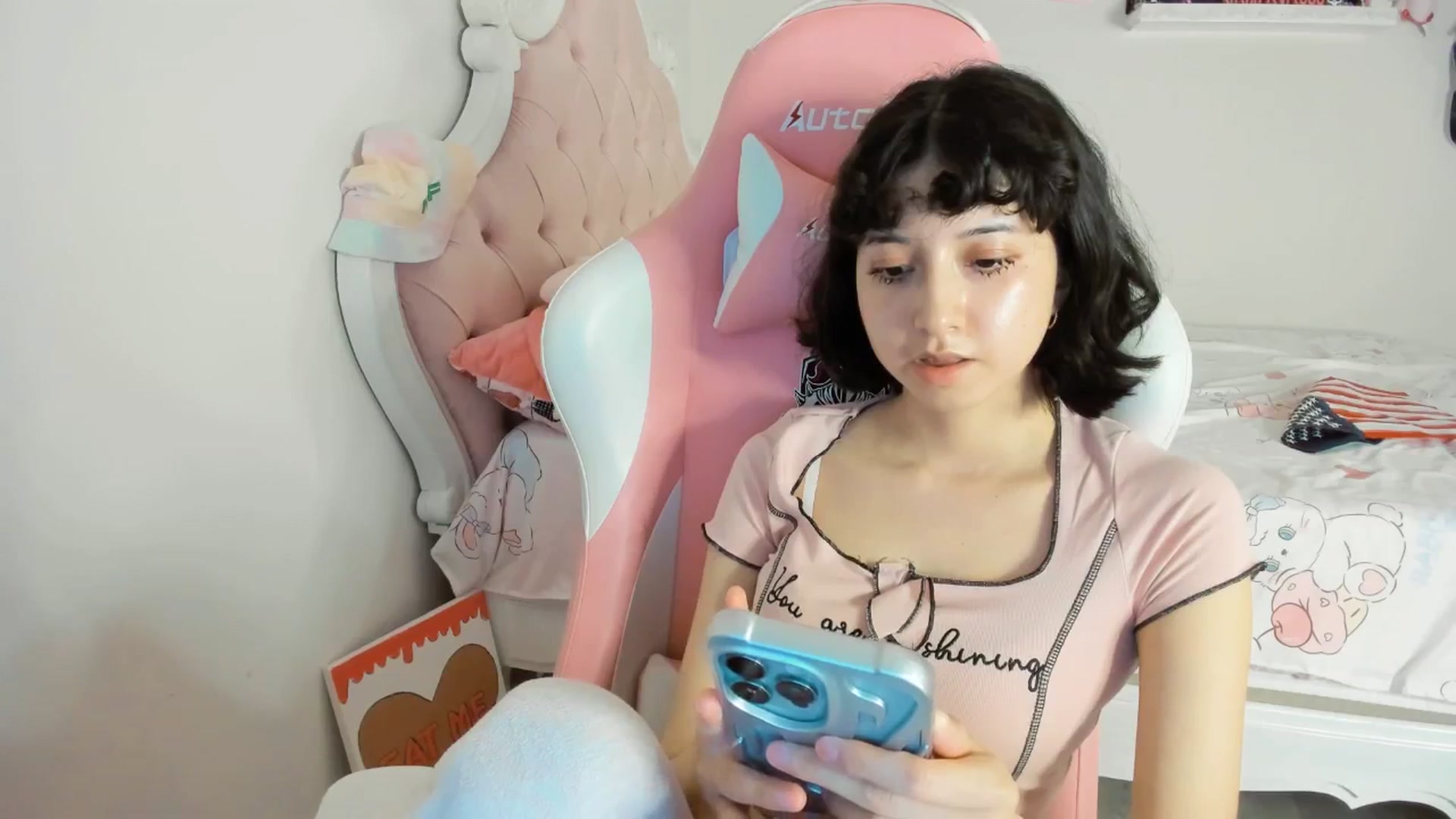 Gallery image thumbnail from Cherrycute666's myfreecams stream on, 06/29/2025, 09:09 image 5 of 20
