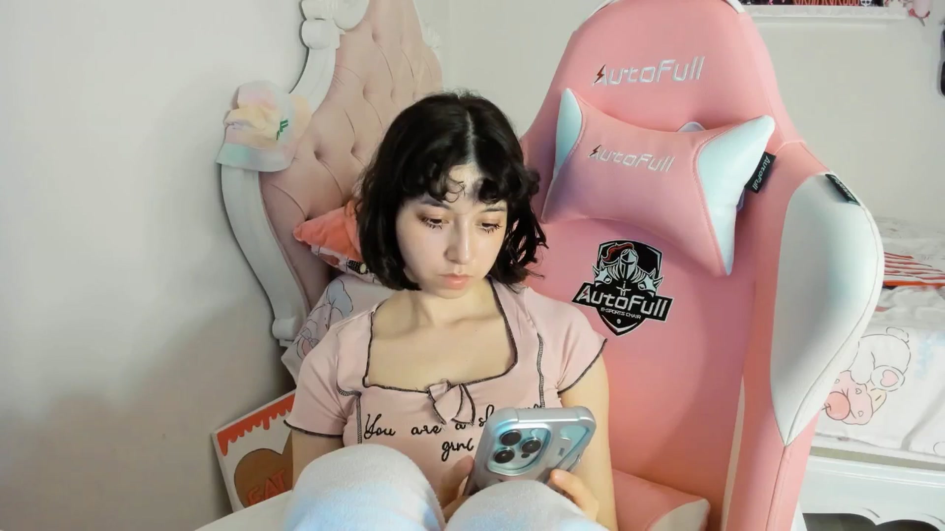 Gallery image thumbnail from Cherrycute666's myfreecams stream on, 06/29/2025, 09:09 image 9 of 20