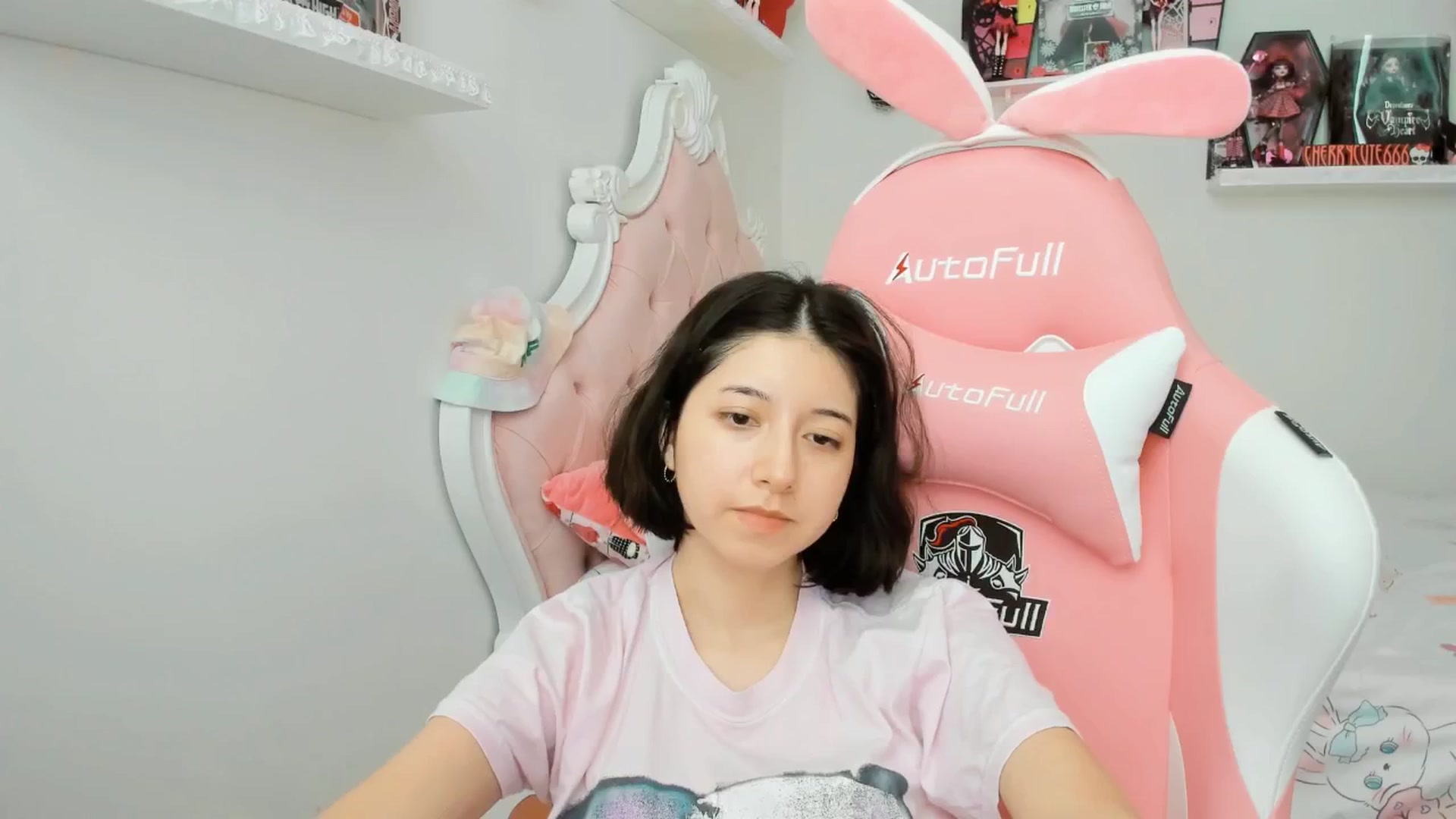 Gallery image thumbnail from Cherrycute666's myfreecams stream on, 06/30/2025, 01:49 image 2 of 20