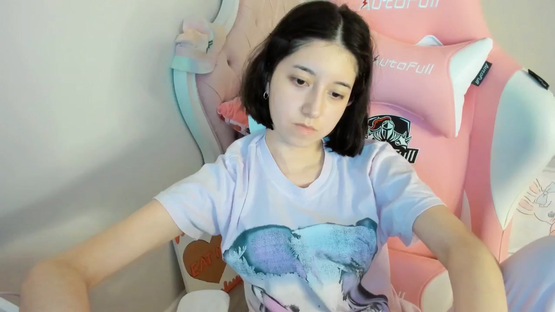 Gallery image thumbnail from Cherrycute666's myfreecams stream on, 06/30/2025, 01:49 image 15 of 20