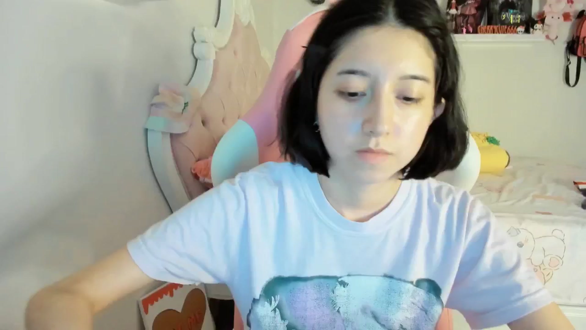 Gallery image thumbnail from Cherrycute666's myfreecams stream on, 06/30/2025, 01:52 image 6 of 20