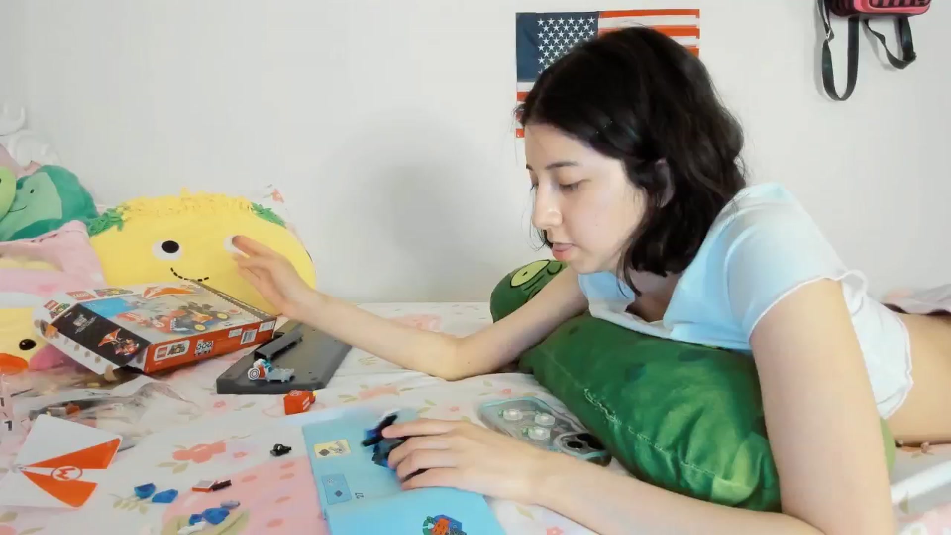 Gallery image thumbnail from Cherrycute666's myfreecams stream on, 07/04/2025, 07:06 image 10 of 20